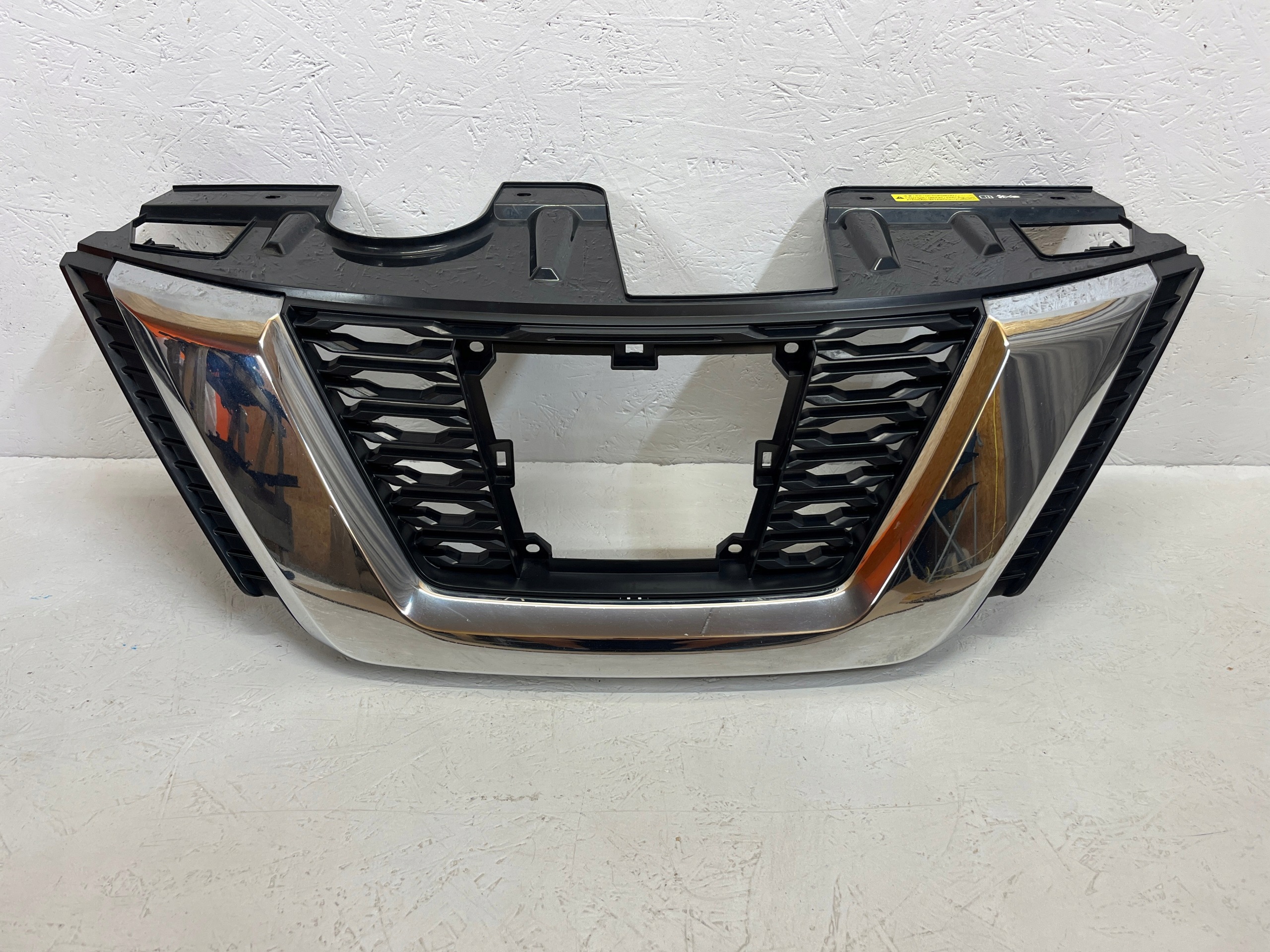 Calandre Nissan X-Trail T32 623106FV0C image 2