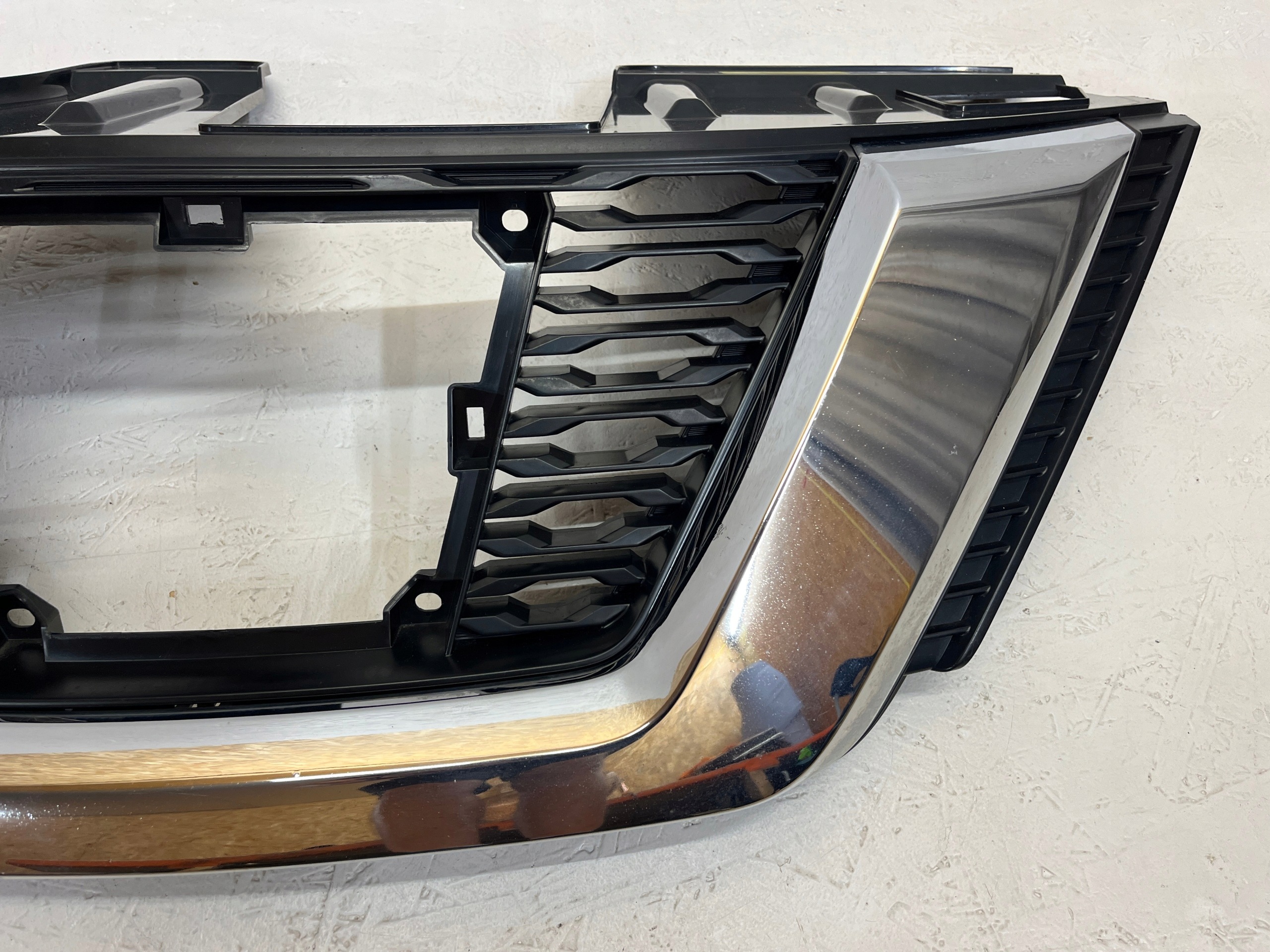Calandre Nissan X-Trail T32 623106FV0C image 4