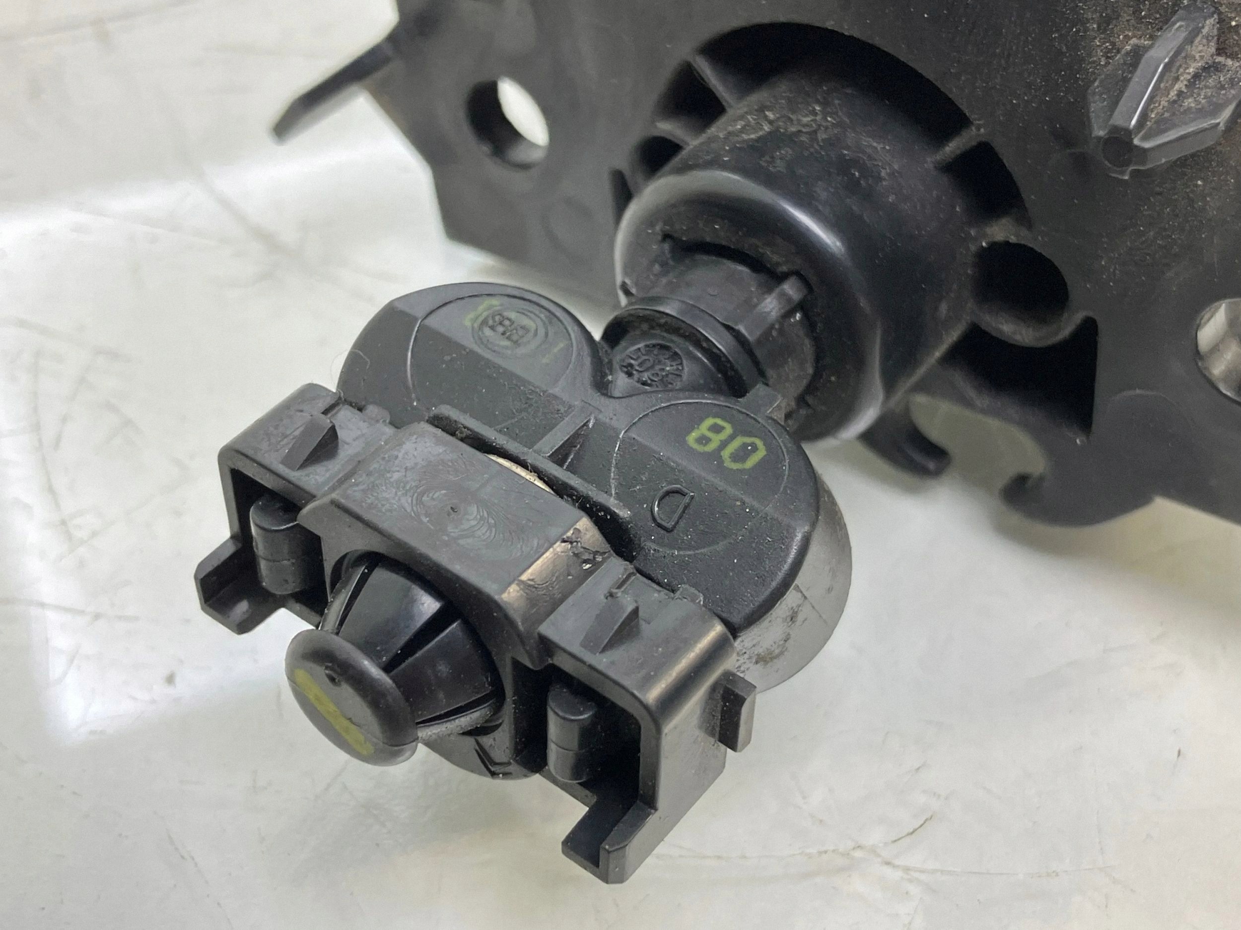 Lave-projecteur Citroen C5 2008 116080229 image 4