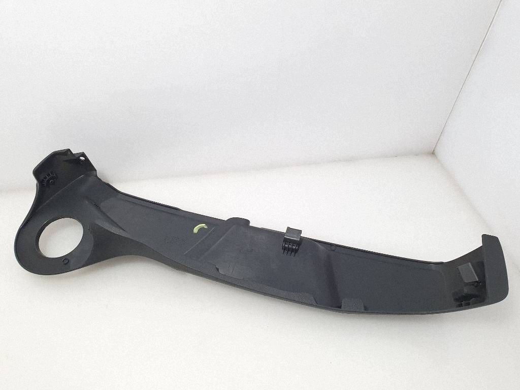 Cache latéral droit siège VW Passat B8 2019 Arteon 3G0881318 image 5