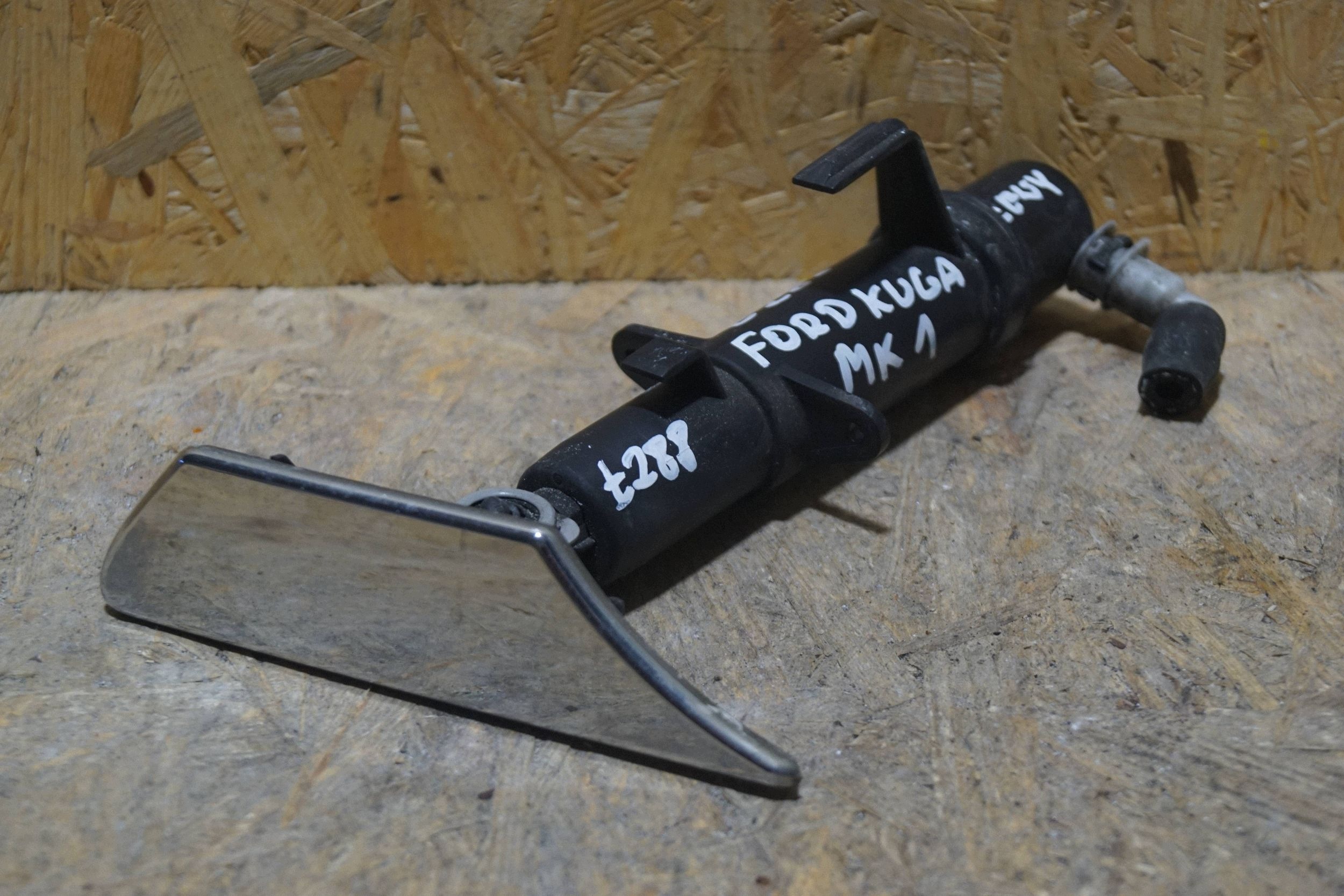Lave-phare gauche Ford Kuga MK1 (JKM27317) image 2