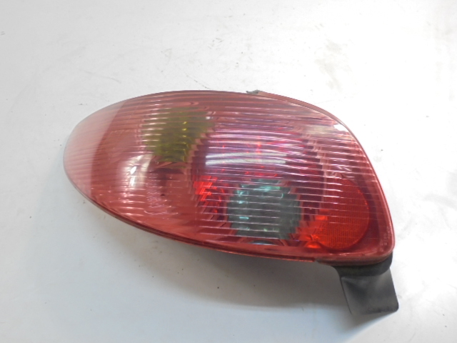 Lâmpada Traseira Esquerda Peugeot 206 OEM 2563G image 8
