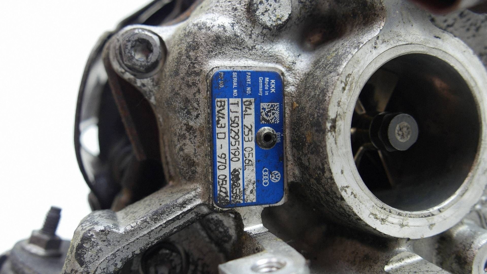 Turbo compressor Audi A4 B9 2.0 TDI 04L253056L image 7