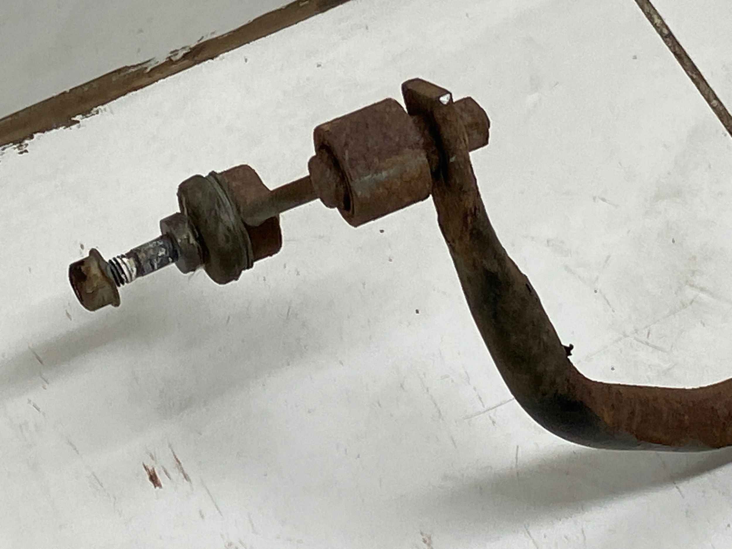 2011 VW Passat B7 Rear Stabilizer Bar FRC87431