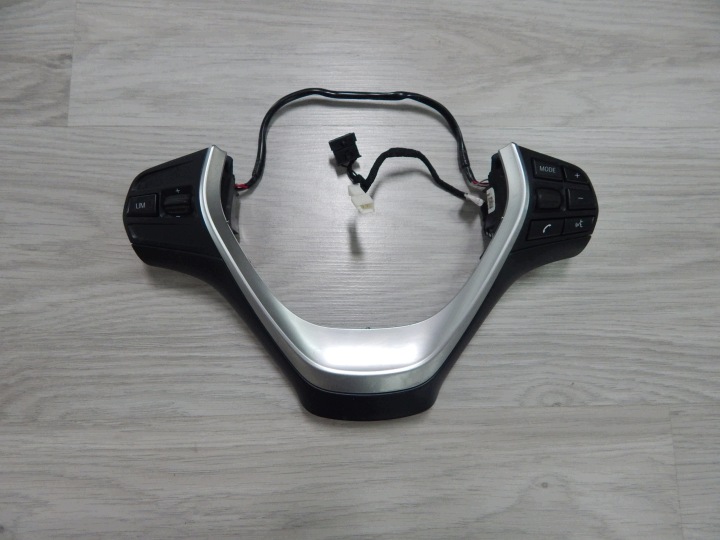 BMW F20 F22 F30 F32 F34 Sport - ohjauspyörän painikkeet lera blenda 9225710