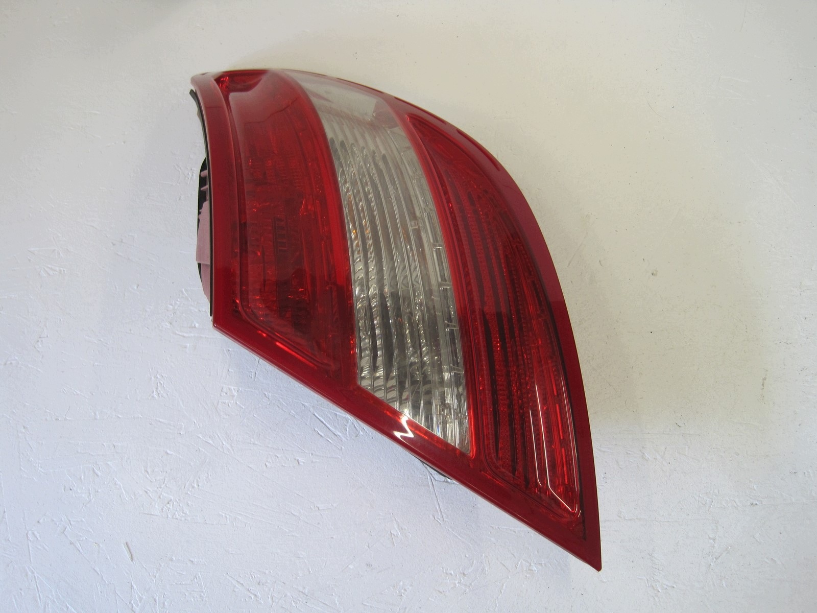 Luz trasera derecha Mercedes Clase C 204 image 4