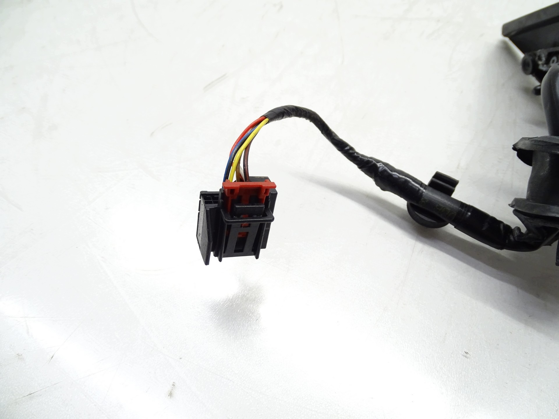 Audi A6 C7 4G oikea ulkopeili 6-pin image 5