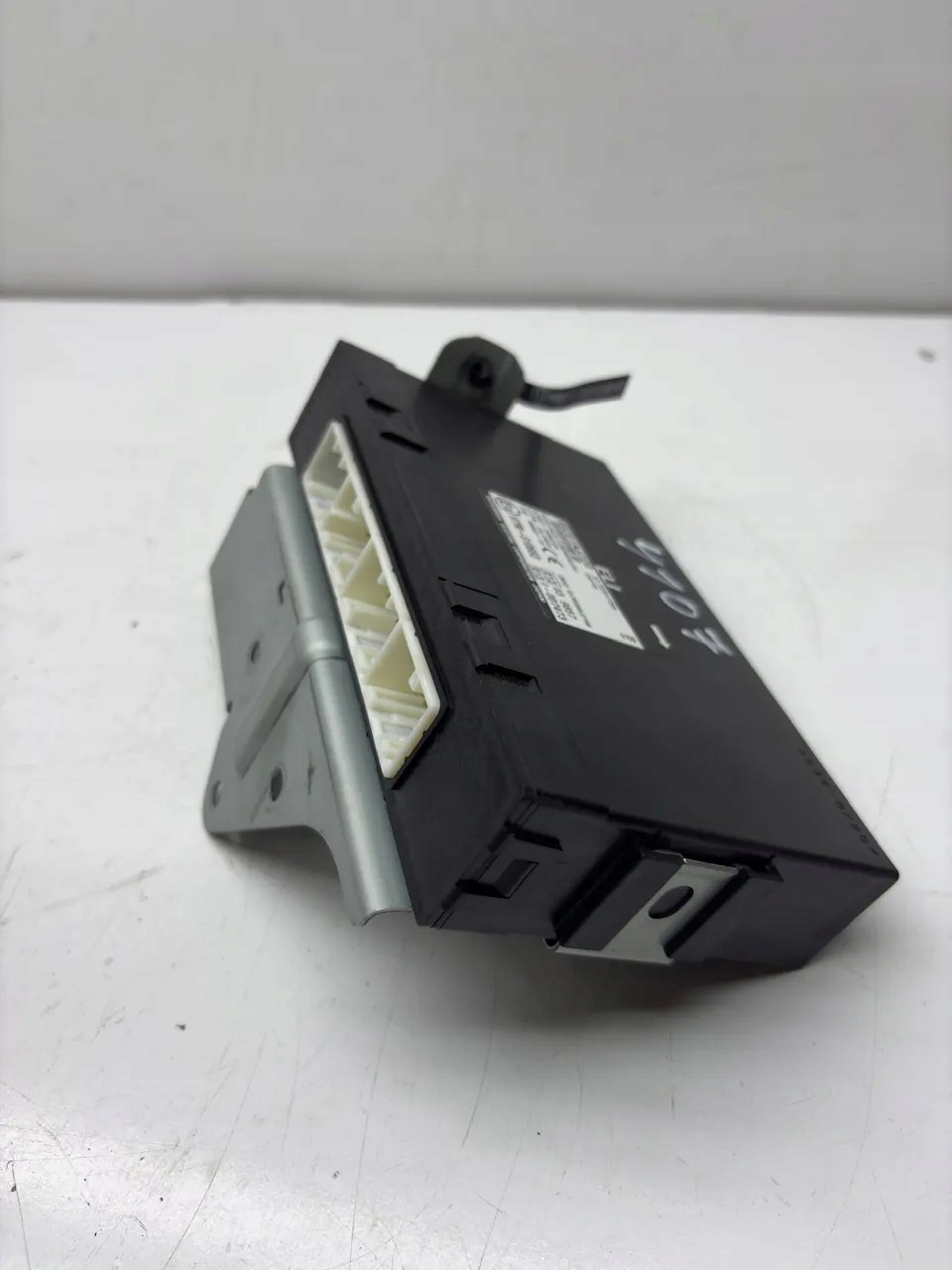 Module confort Subaru 88281AJ220 2.0L diesel 2012 image 2