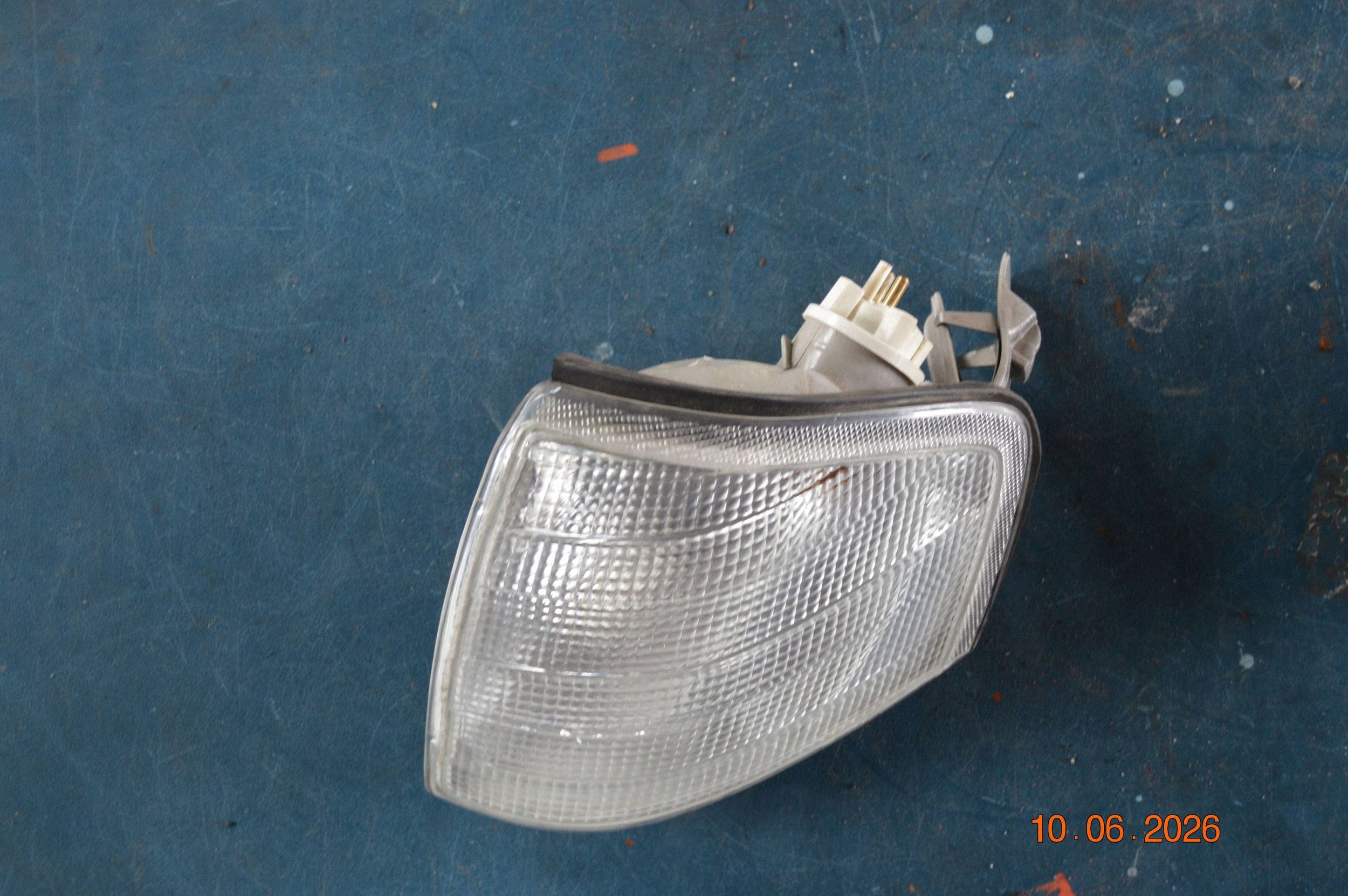 #18-3357# PREVENTION LAMP MERCEDES W202