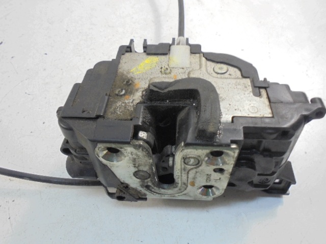 Renault Clio III etulukko vasen AK-12-735917 image 7