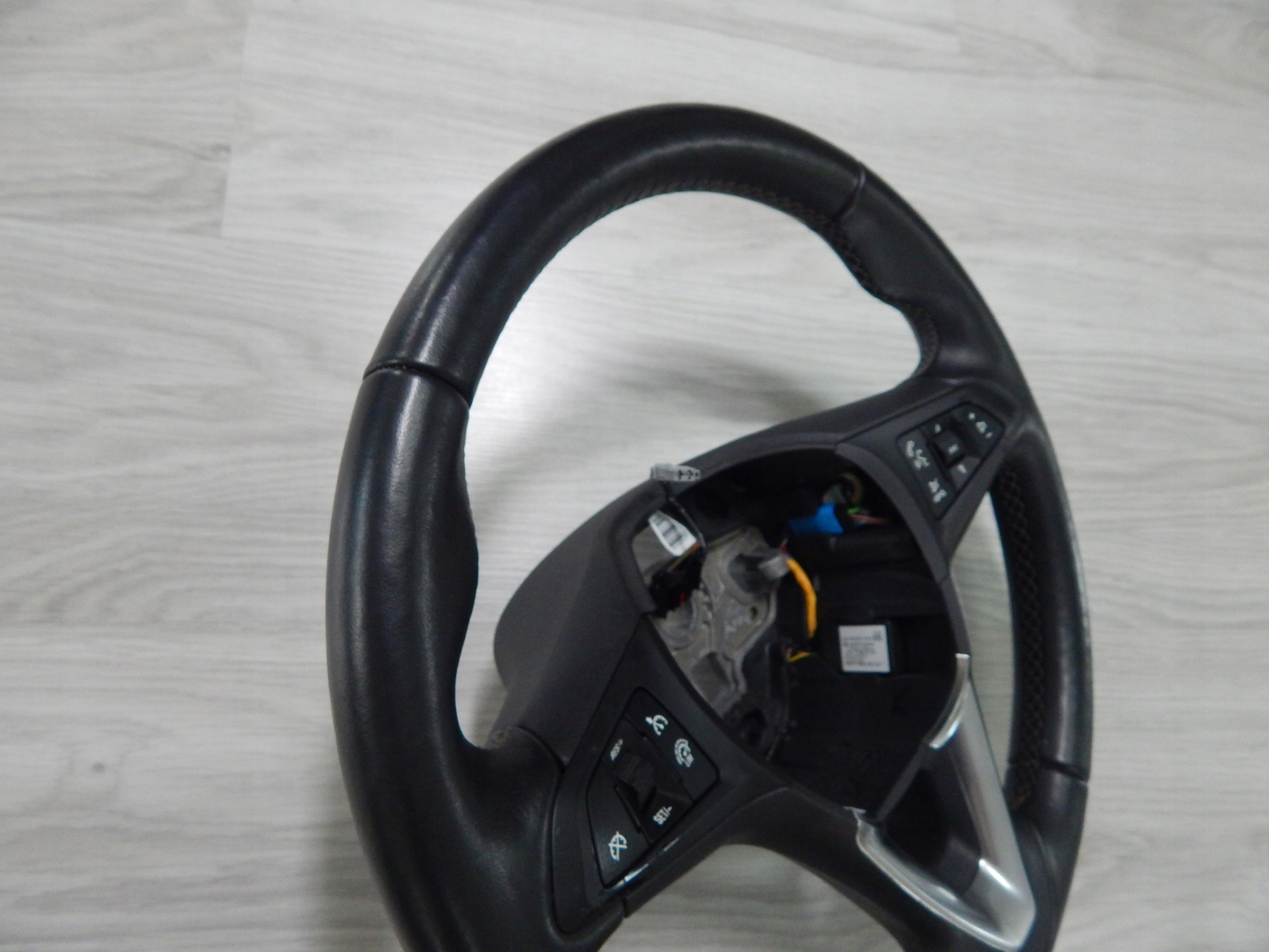 Opel Corsa E - handlebar heated leather tempoma oryg image 4