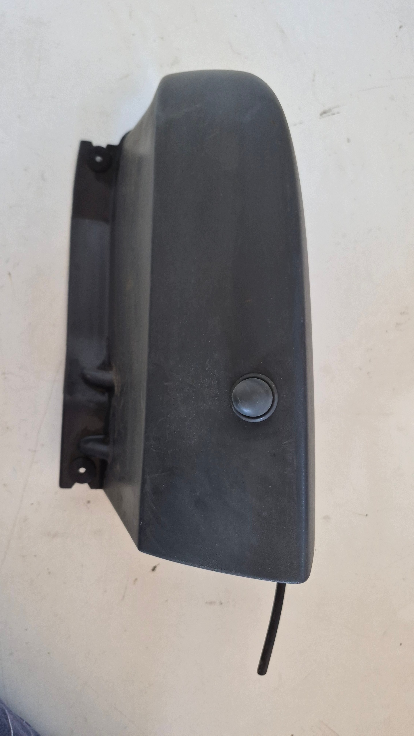 Protector Pilar Trafic Vivaro Primastar 8200229880 image 2