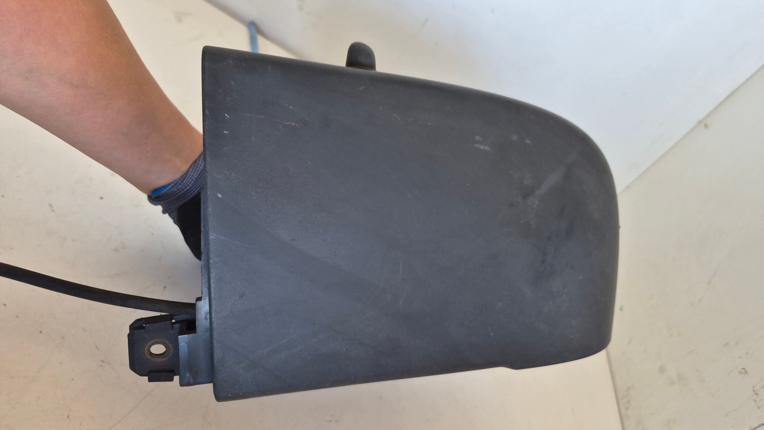 Protector Pilar Trafic Vivaro Primastar 8200229880 image 3