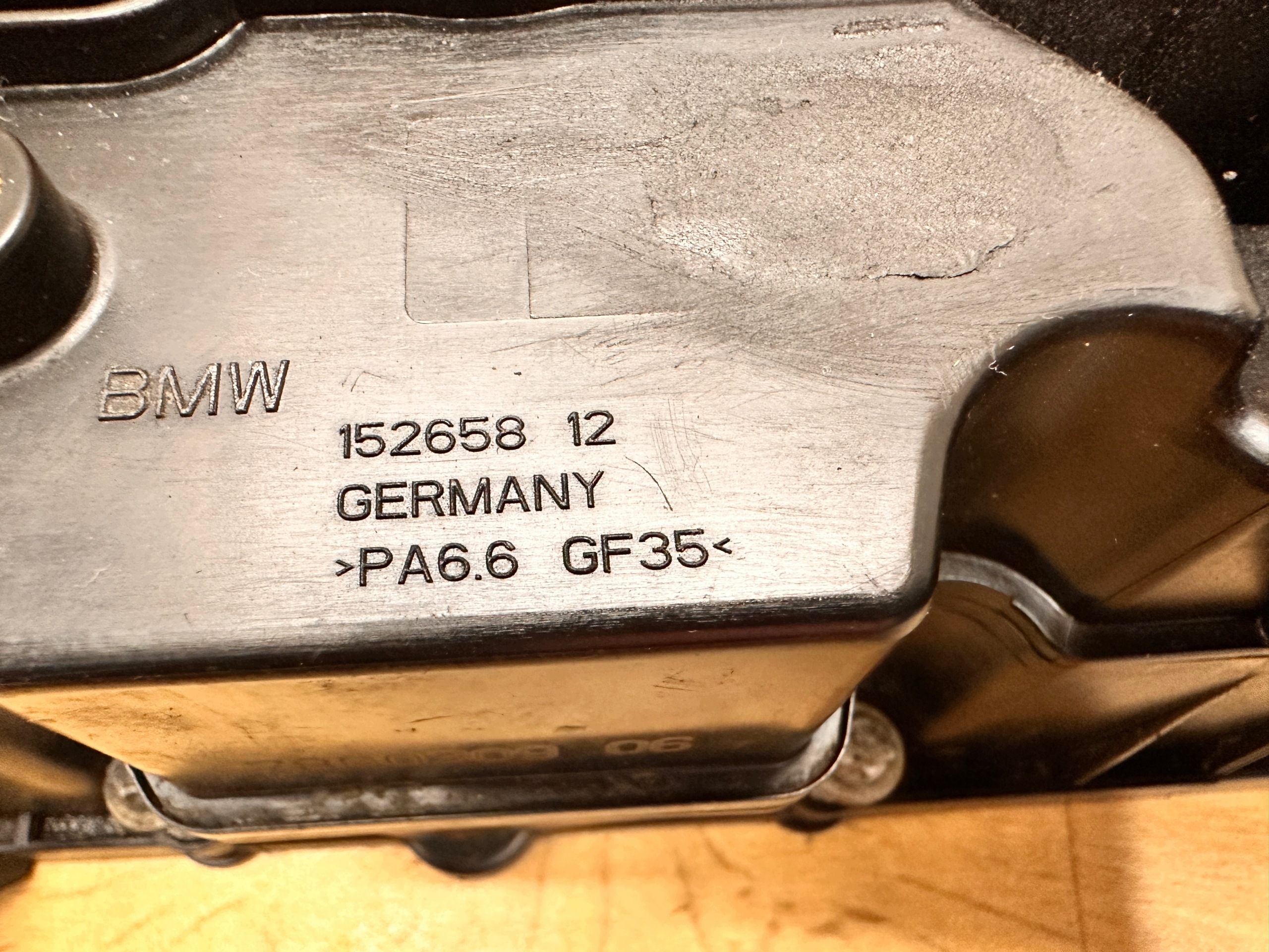 BMW F30 F31 F34 GT 330d F32 435d 3.0 D N57 Zylinderkopfhaube image 8