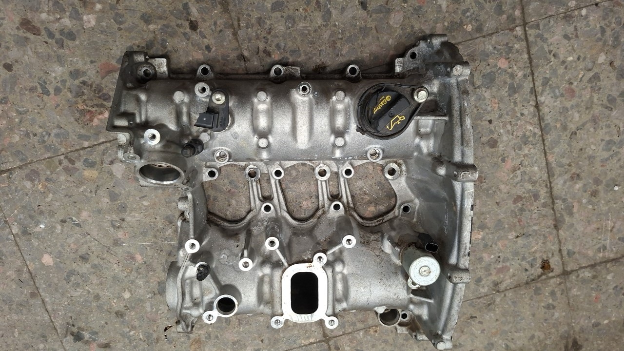Klepdeksel FORD FIESTA MK4 1.0 ECOBOOST h6bg-6e262-ae