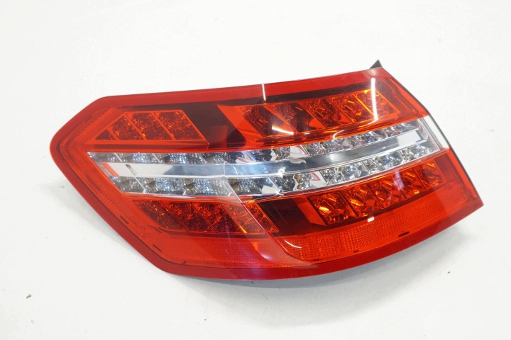 MERCEDES E W212 10R SEDAN LEFT REAR LAMP A2129066801