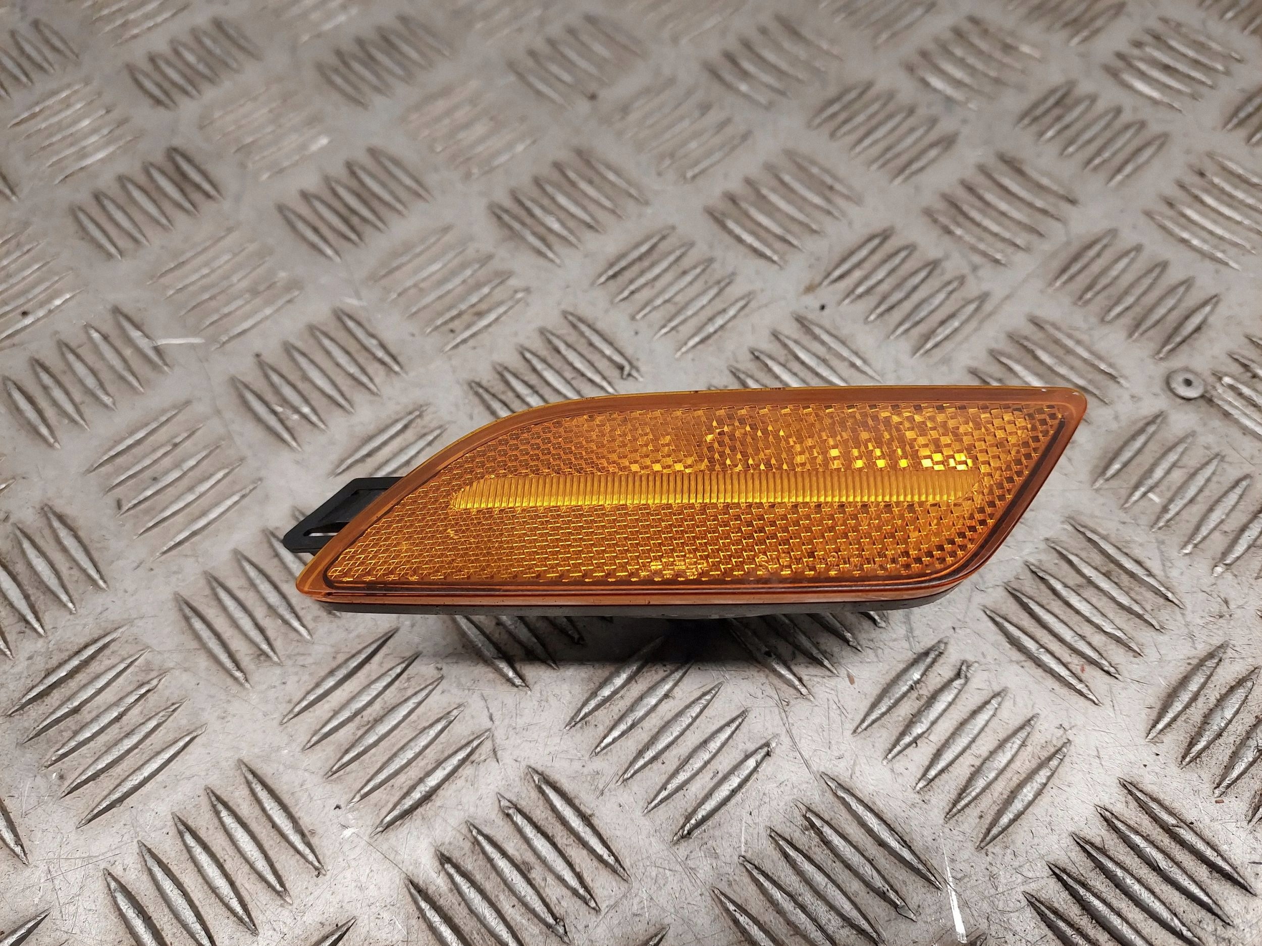 Porsche Panamera (970) 97063103700 Front side left direction indicator image 2
