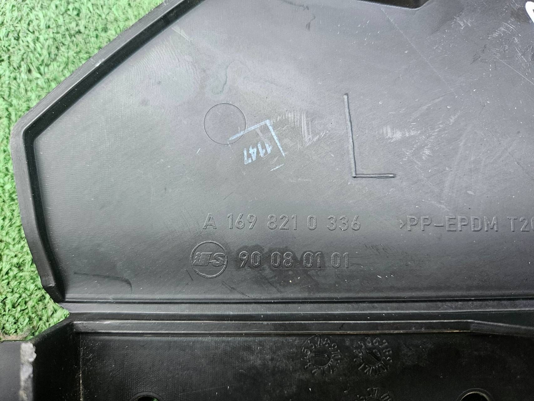 Mercedes B-Klasse 245 A 169 linke Säulenverkleidung A1698210336 image 7