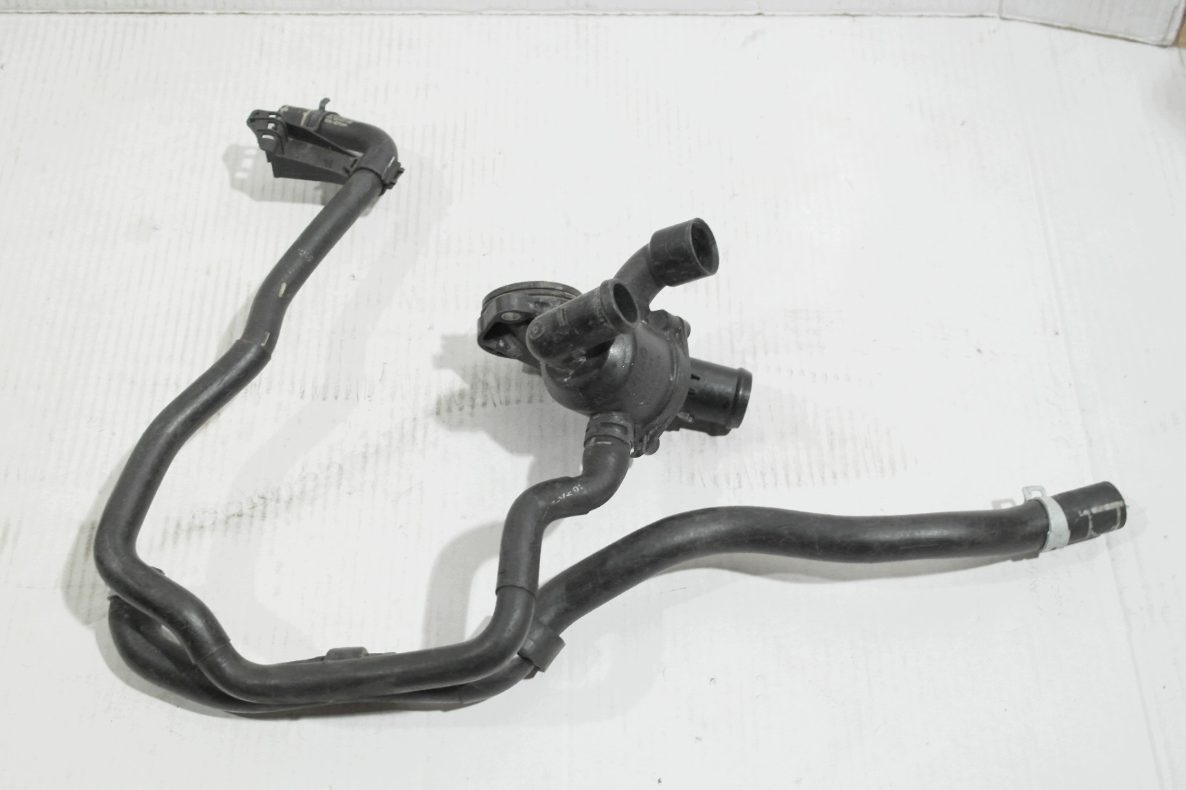 Vesiletku VW Audi Seat Skoda 1K0122109CF