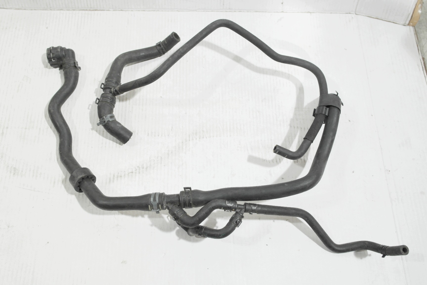 Vesiletku VW Audi Seat Skoda 1K0122101HL