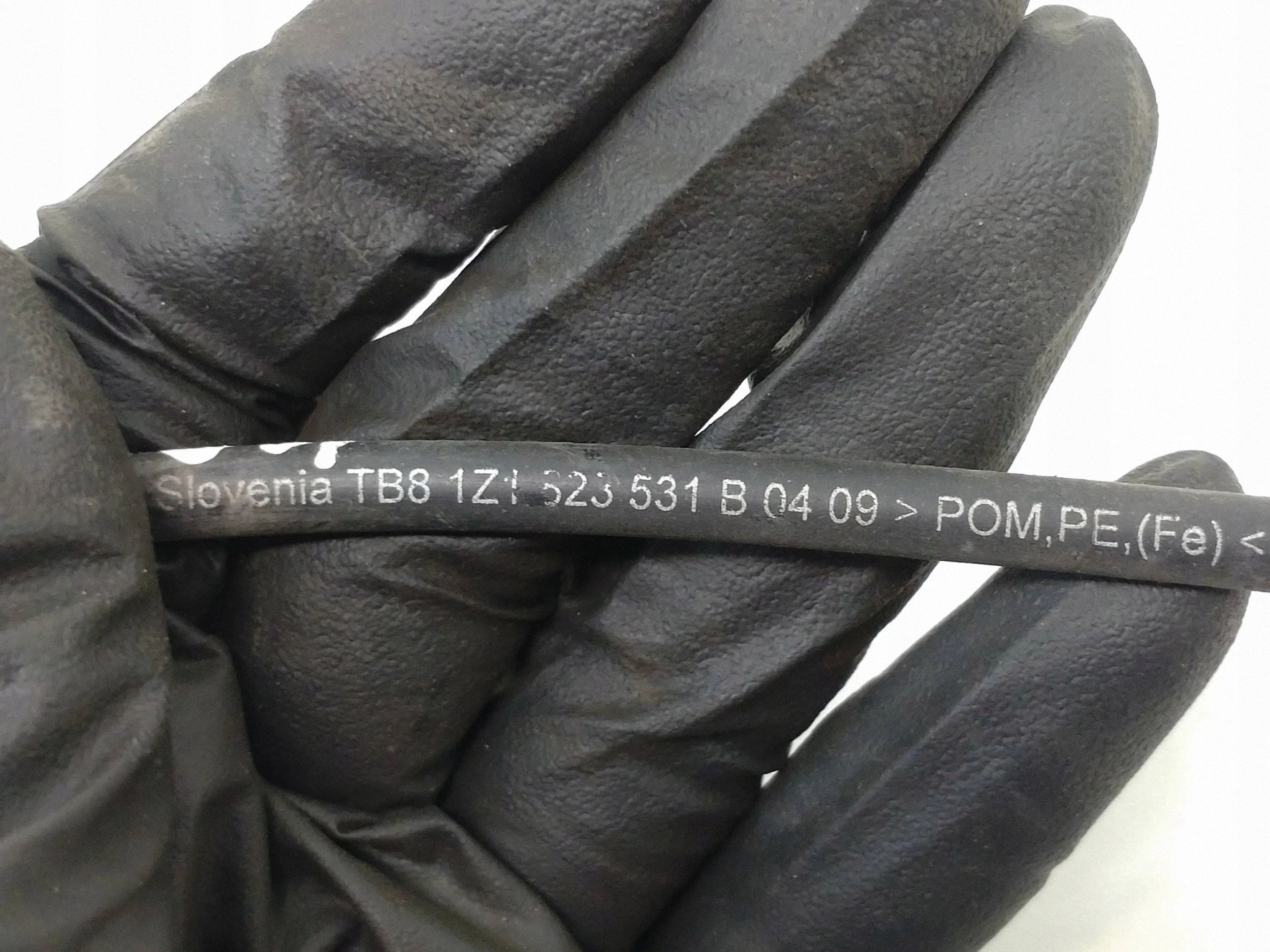 Câble de déverrouillage capot Skoda OE 1Z1823531B image 3