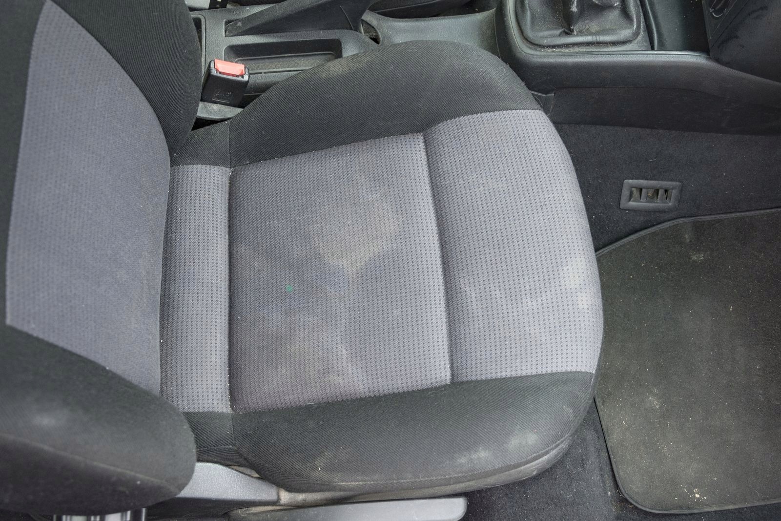 Siège avant droit passager VW Golf IV image 5