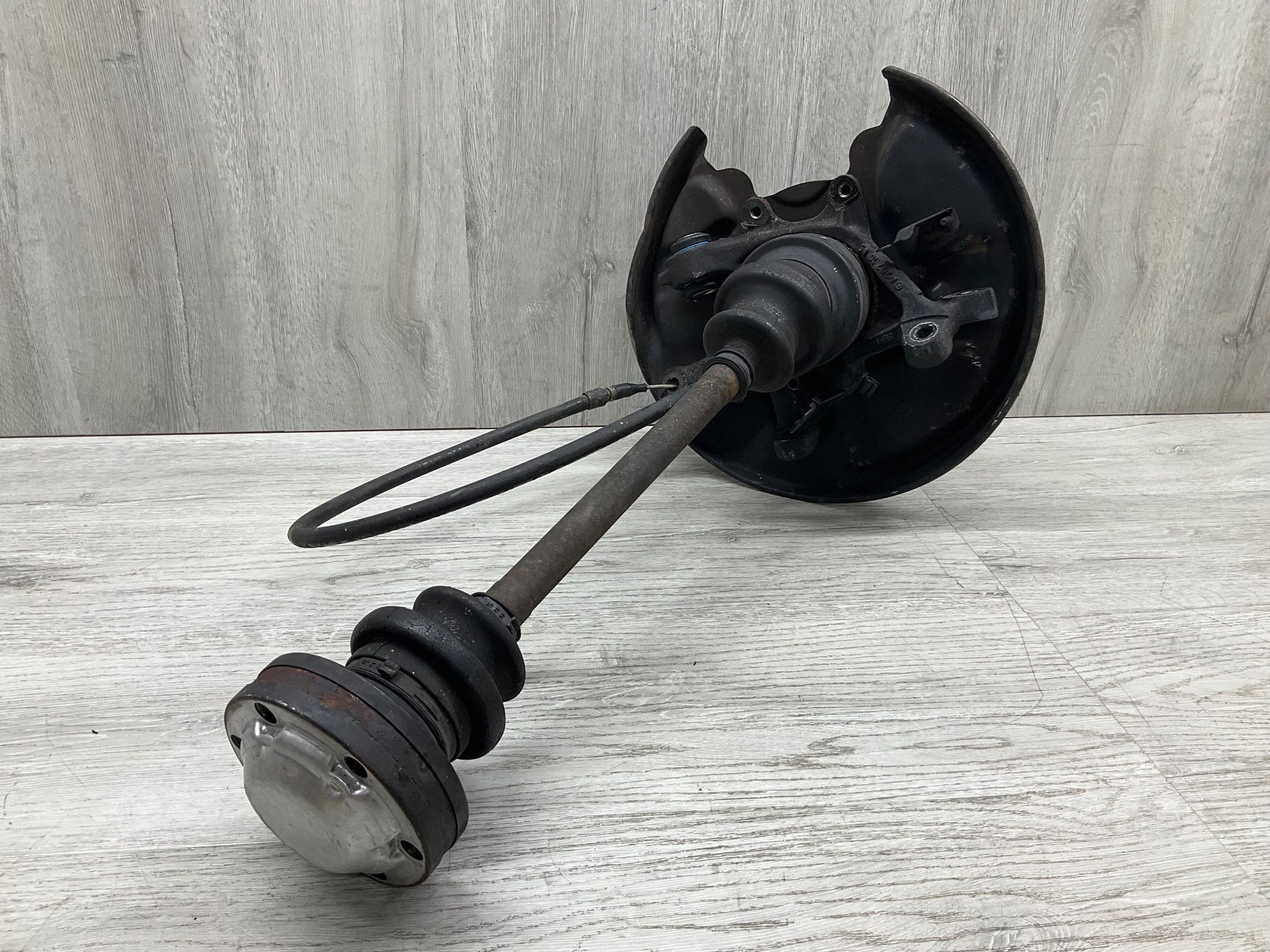 Akselinivekan vasen taka-akseli SL R129 OEM A2023509408 thumbnail 4