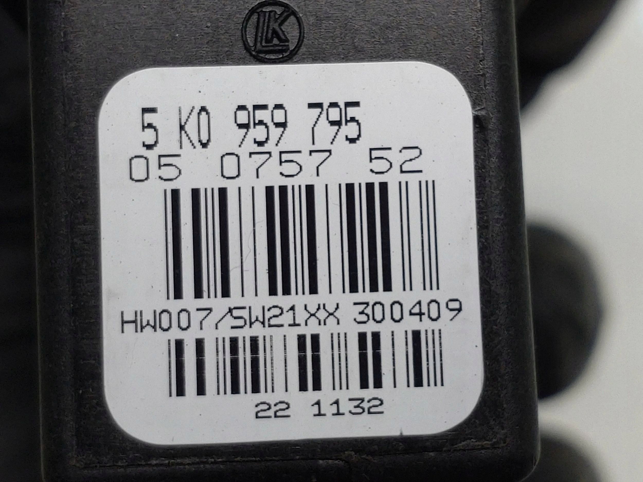 Motor elevalunas trasero Skoda Octavia 5K0959759 image 4