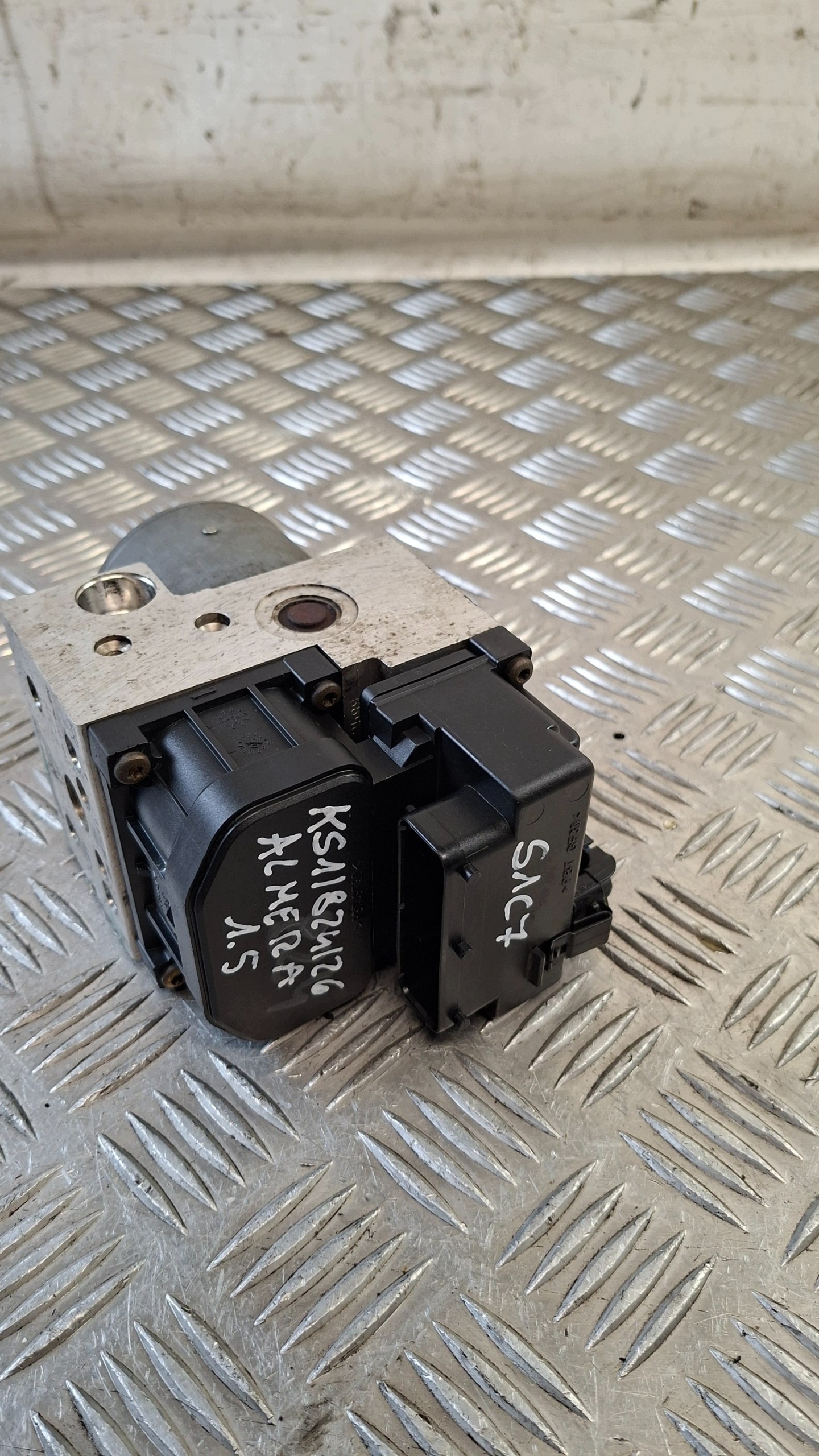 Pompa ABS Nissan Almera N16 1.5 (0273004635) image 2