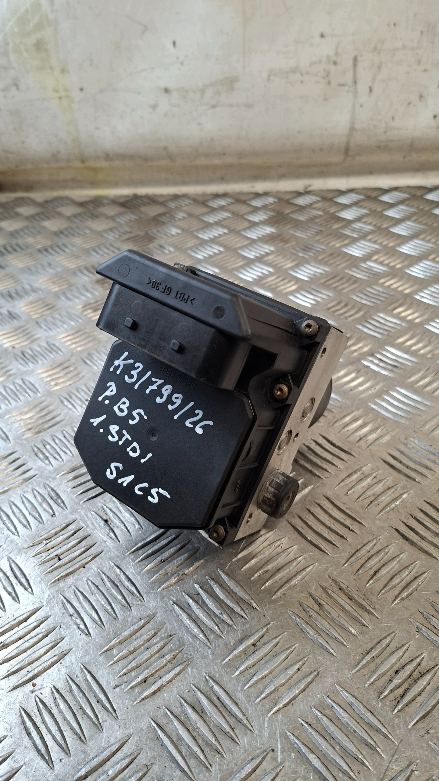 Pompa ABS VW Passat B5 1.9 TDI 46822135 image 2