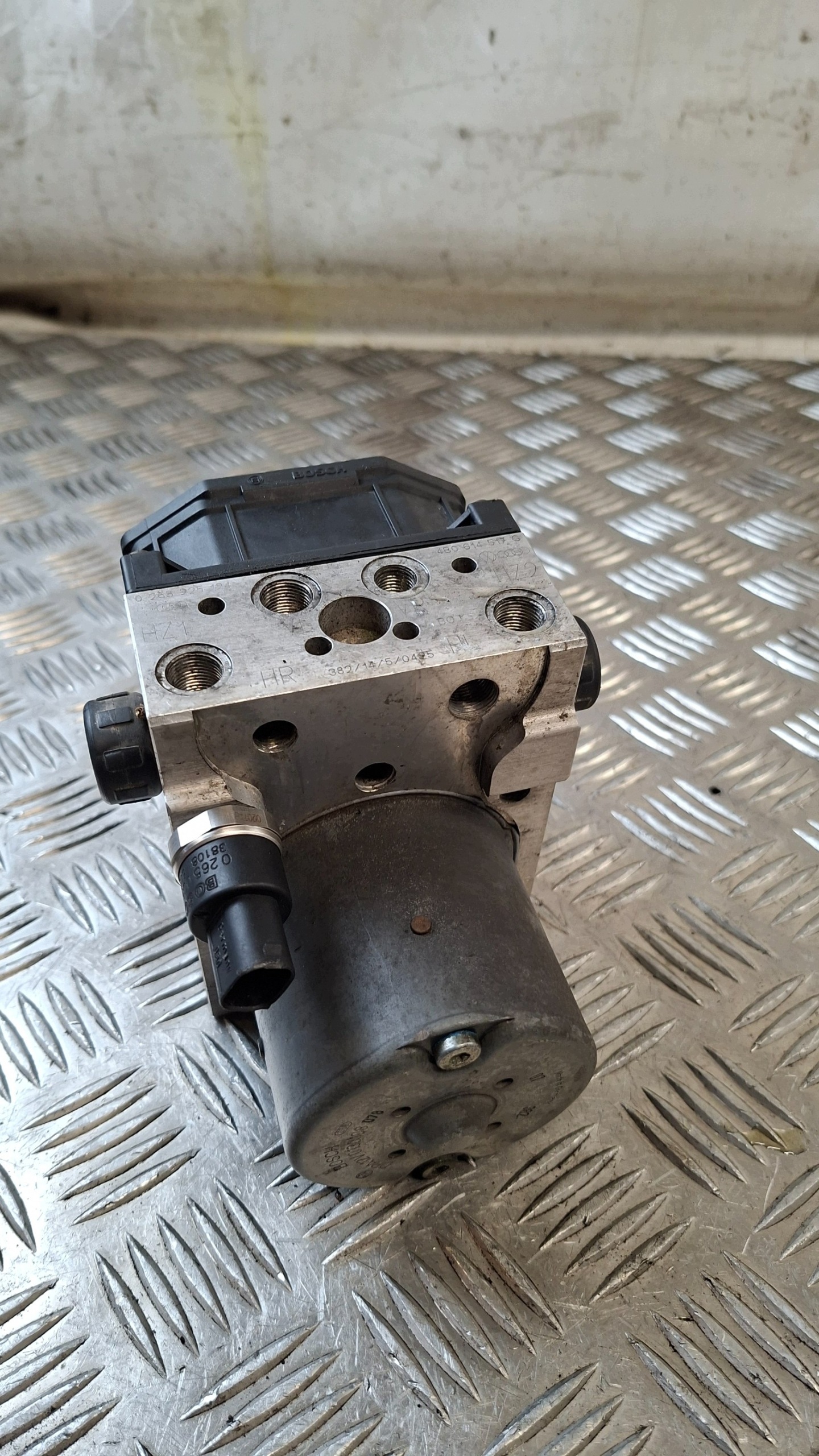 Pompa ABS VW Passat B5 1.9 TDI 46822135 image 6