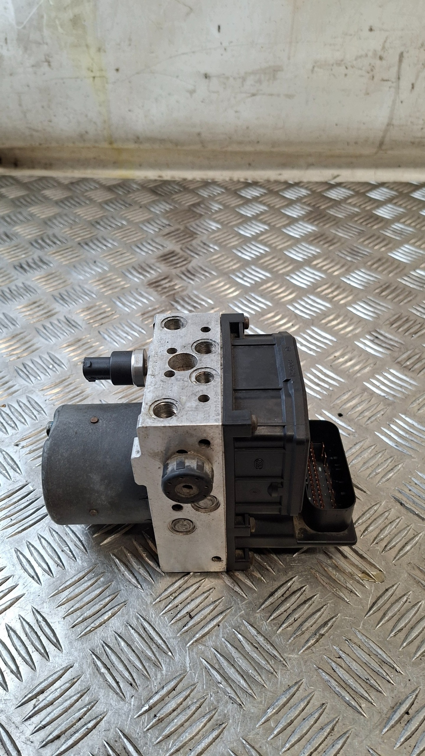 Pompa ABS VW Passat B5 1.9 TDI 46822135 image 7