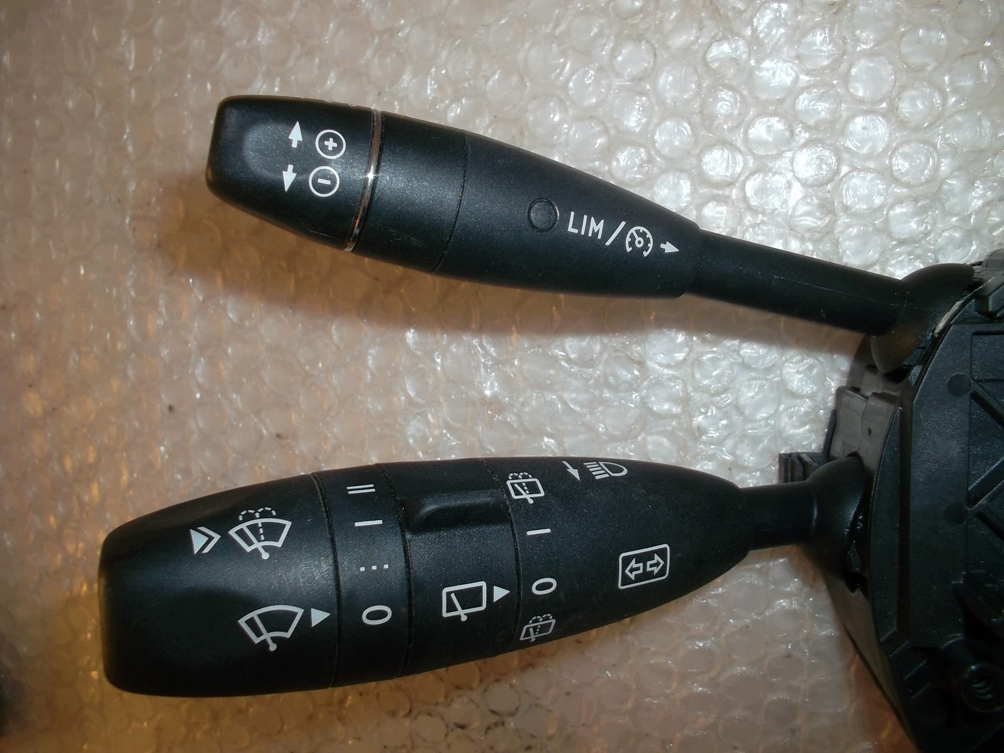 MERCEDES A4159052100 Kääntökulma-anturi