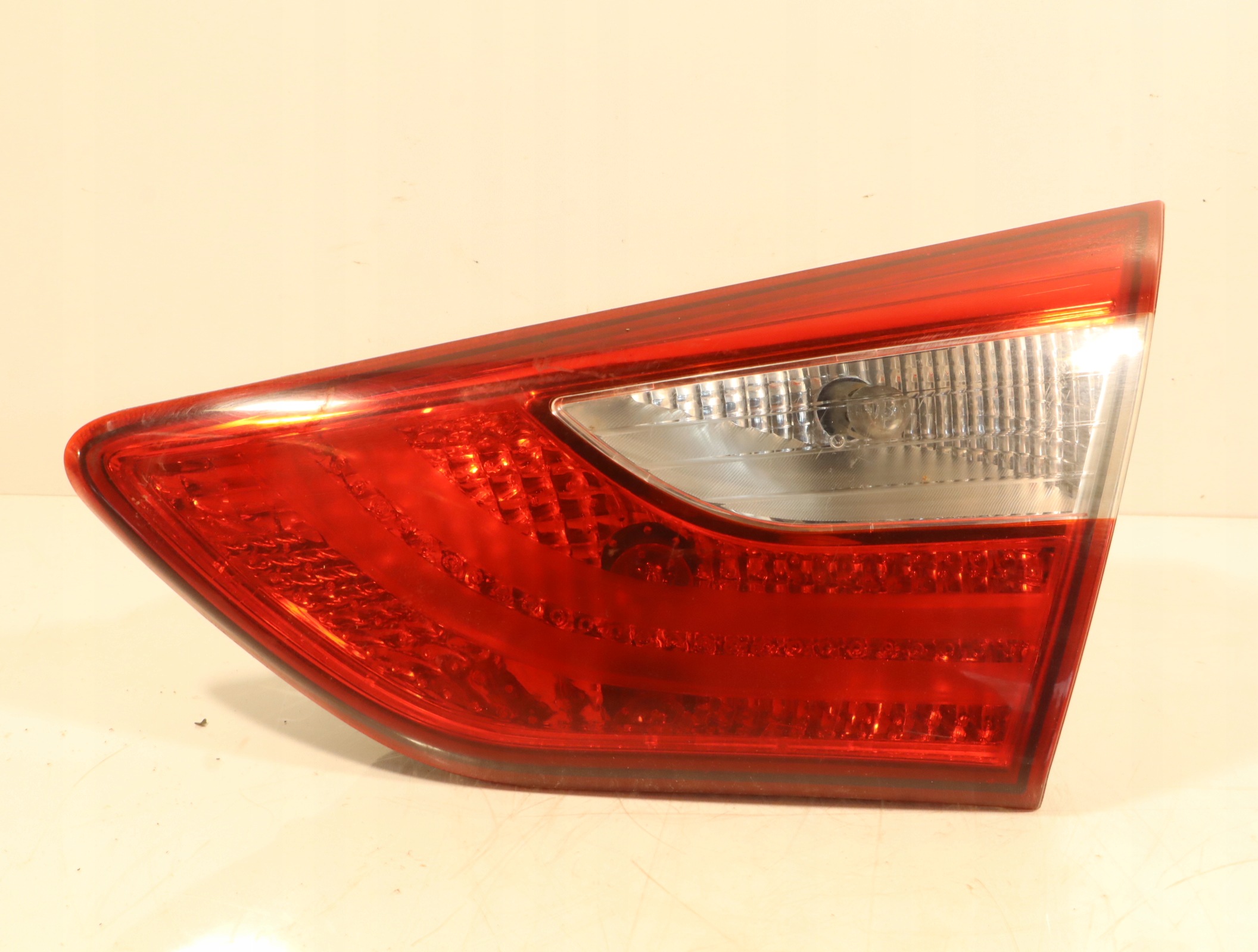 Hyundai i30 II Heckleuchte rechts 92404-A50 image 2