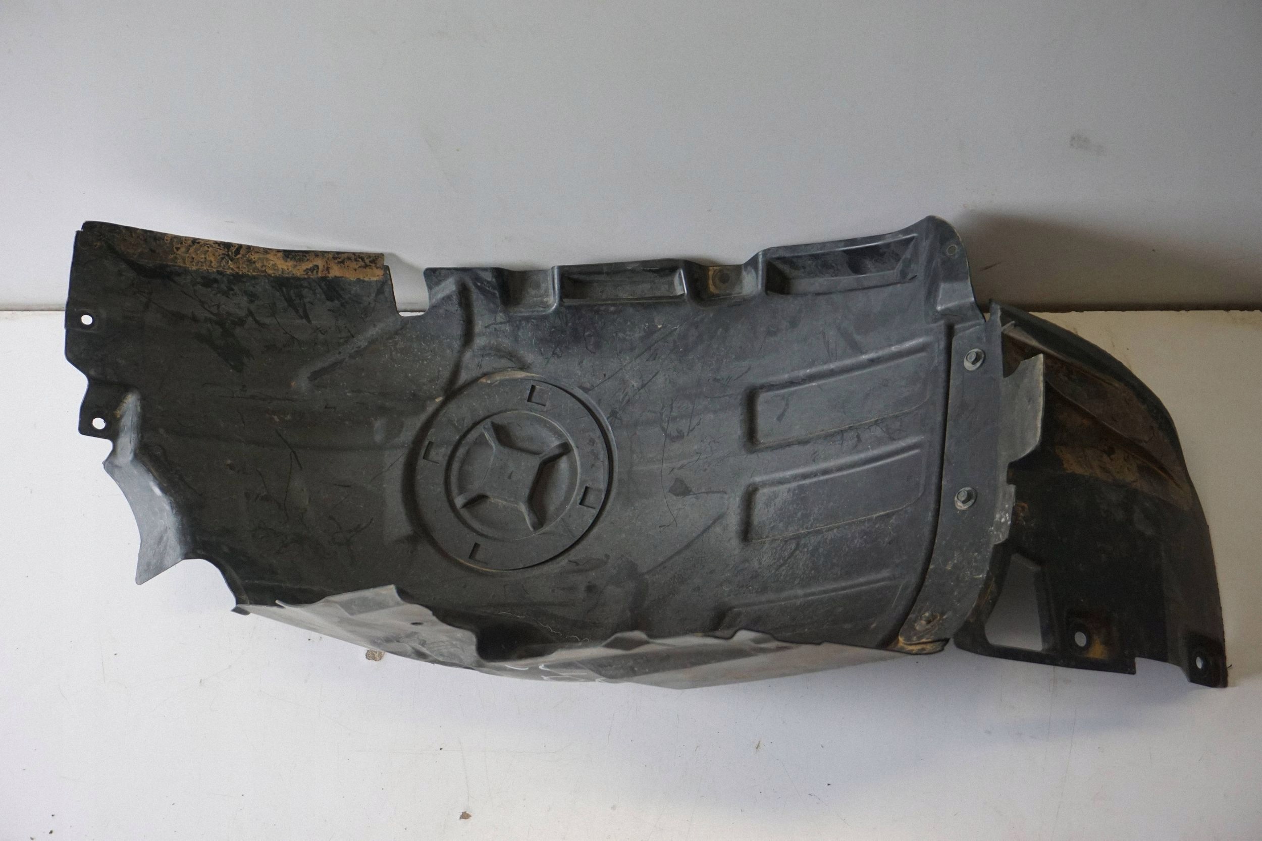 Front Right Wheel Arch Liner Mercedes CLA 118 18-23 OEM A1186908200