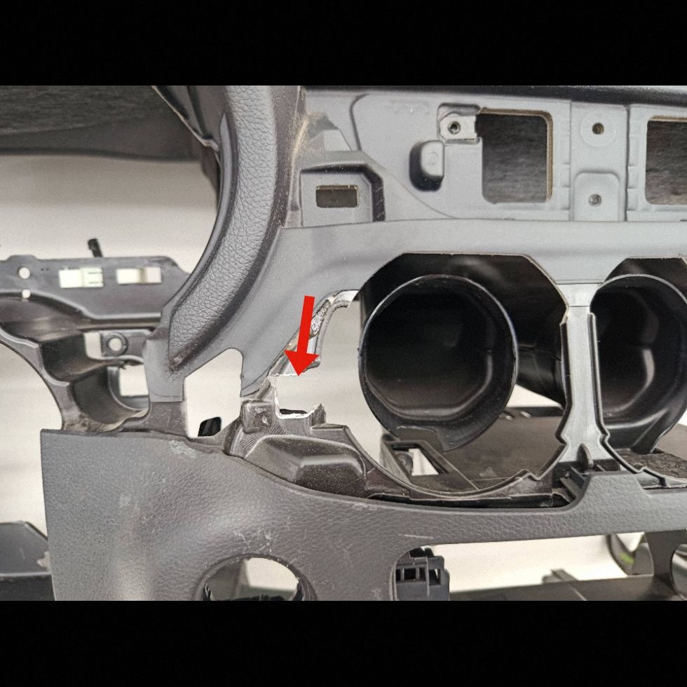 Mercedes W246 Console Tableau de Bord Europe image 5