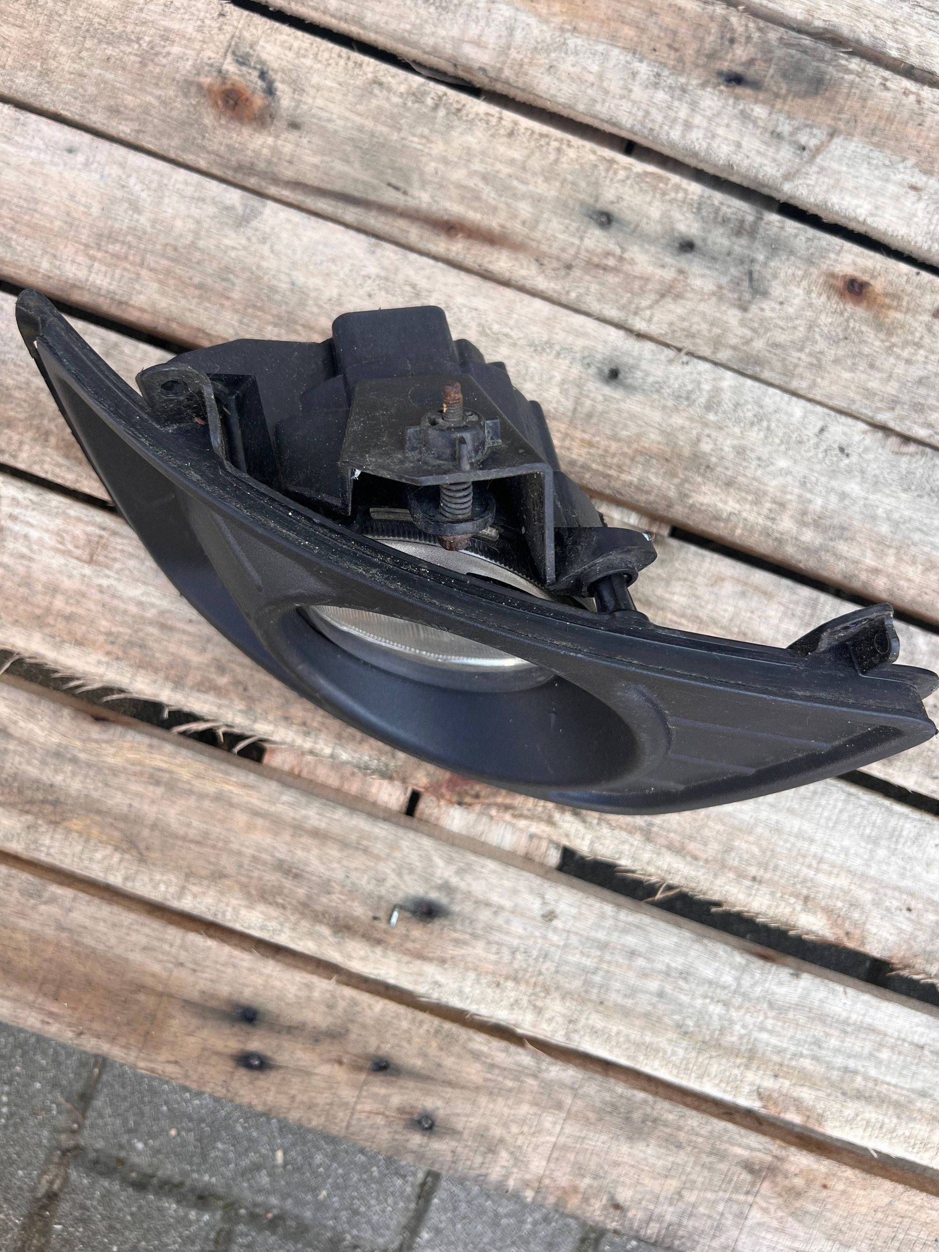 Etummainen ala säleikkö KIA Carens II 865161D051