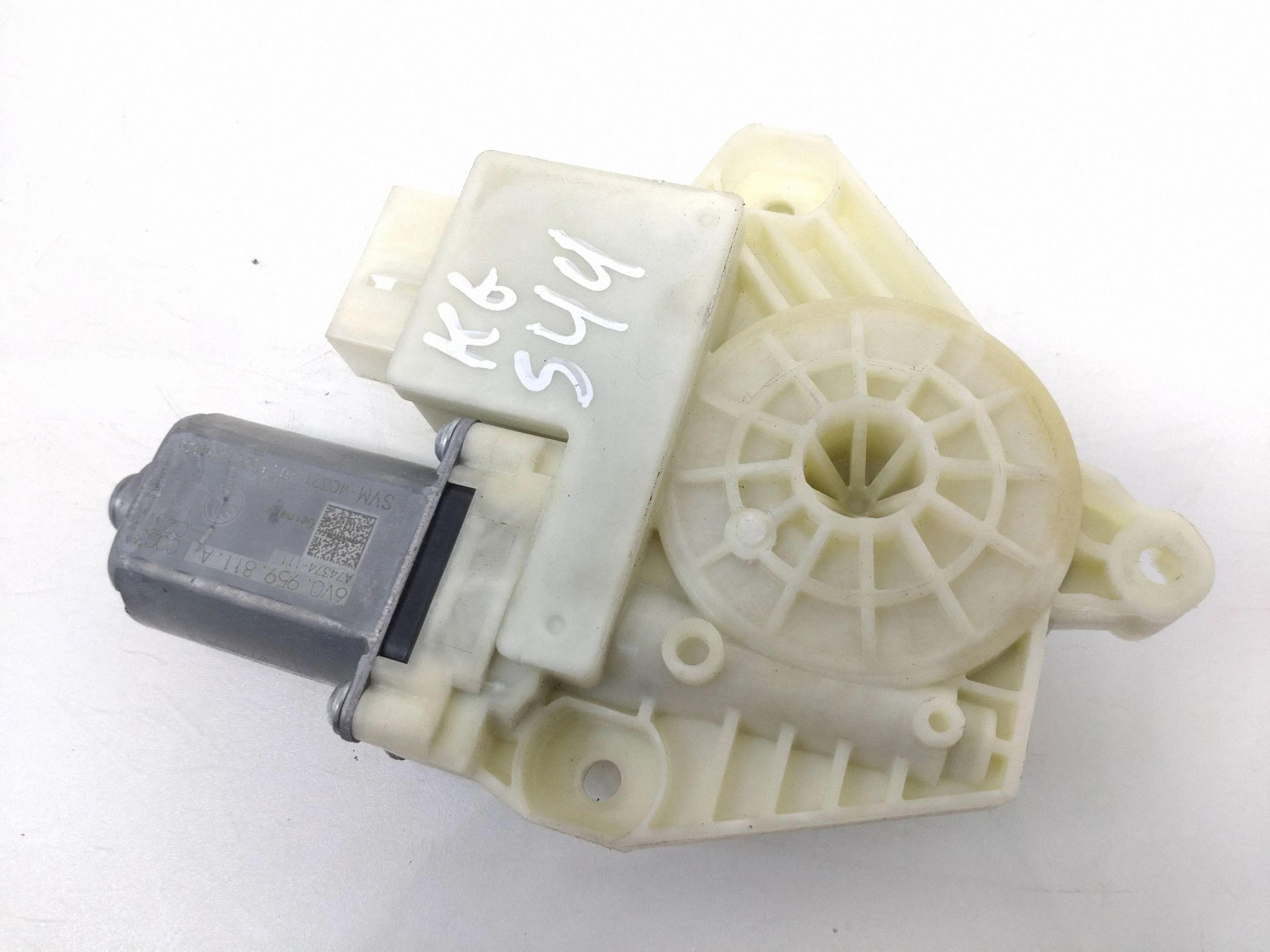 Skoda Fabia Ikkunanostimen Moottori Vasen Taka 6V0959811A