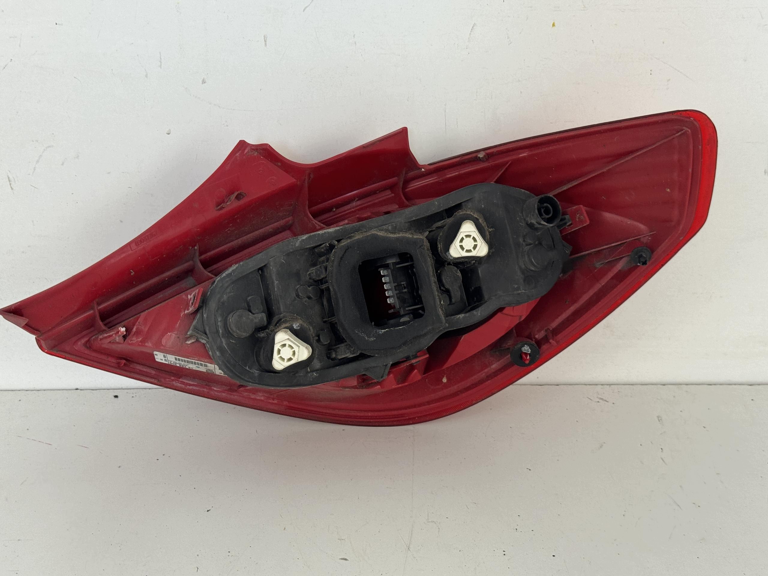 Feu arrière gauche Opel Corsa D 13186350 image 3