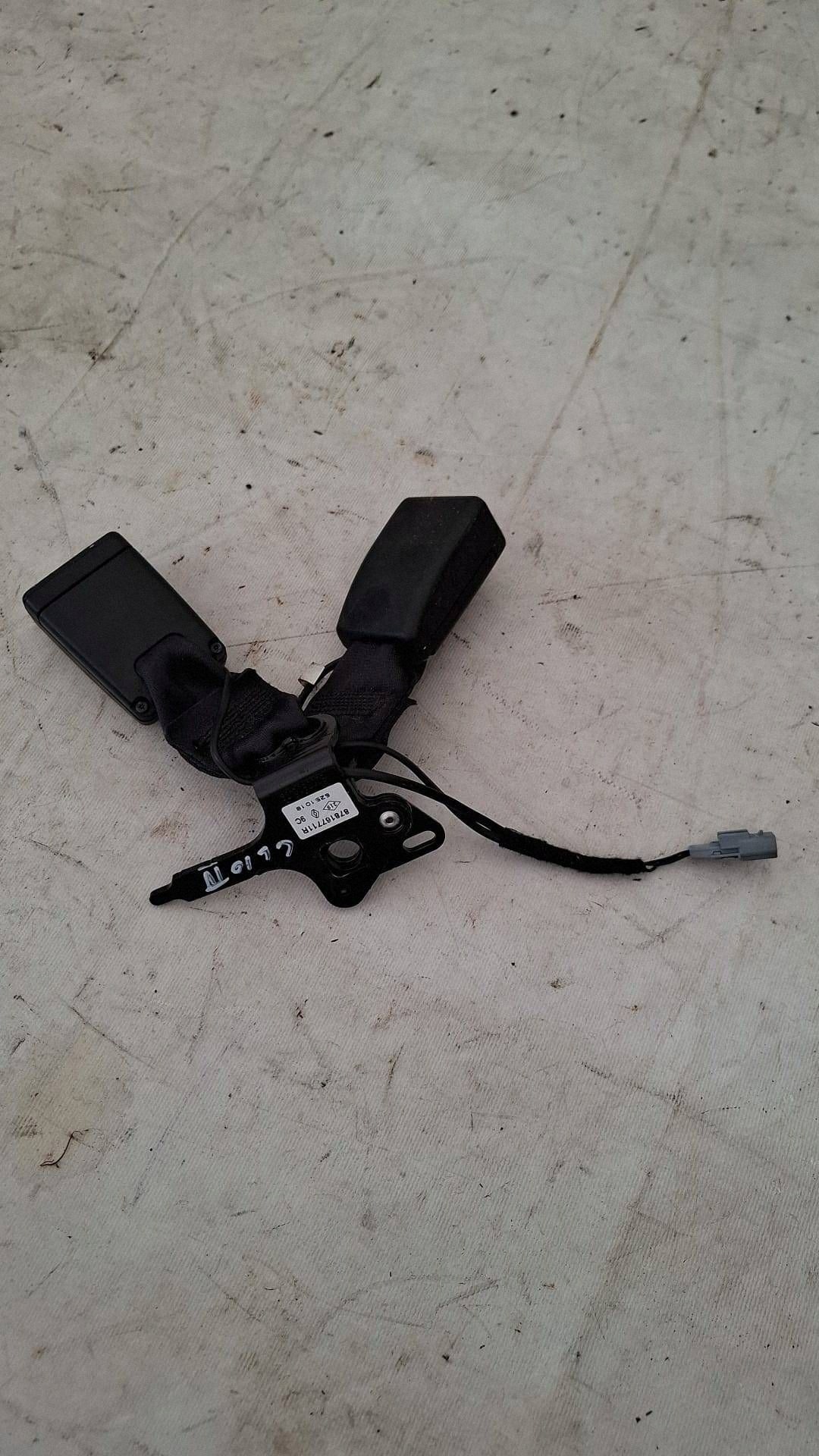 Fecho de Cinto Traseiro Duplo Renault Clio 4 IV Usado image 3