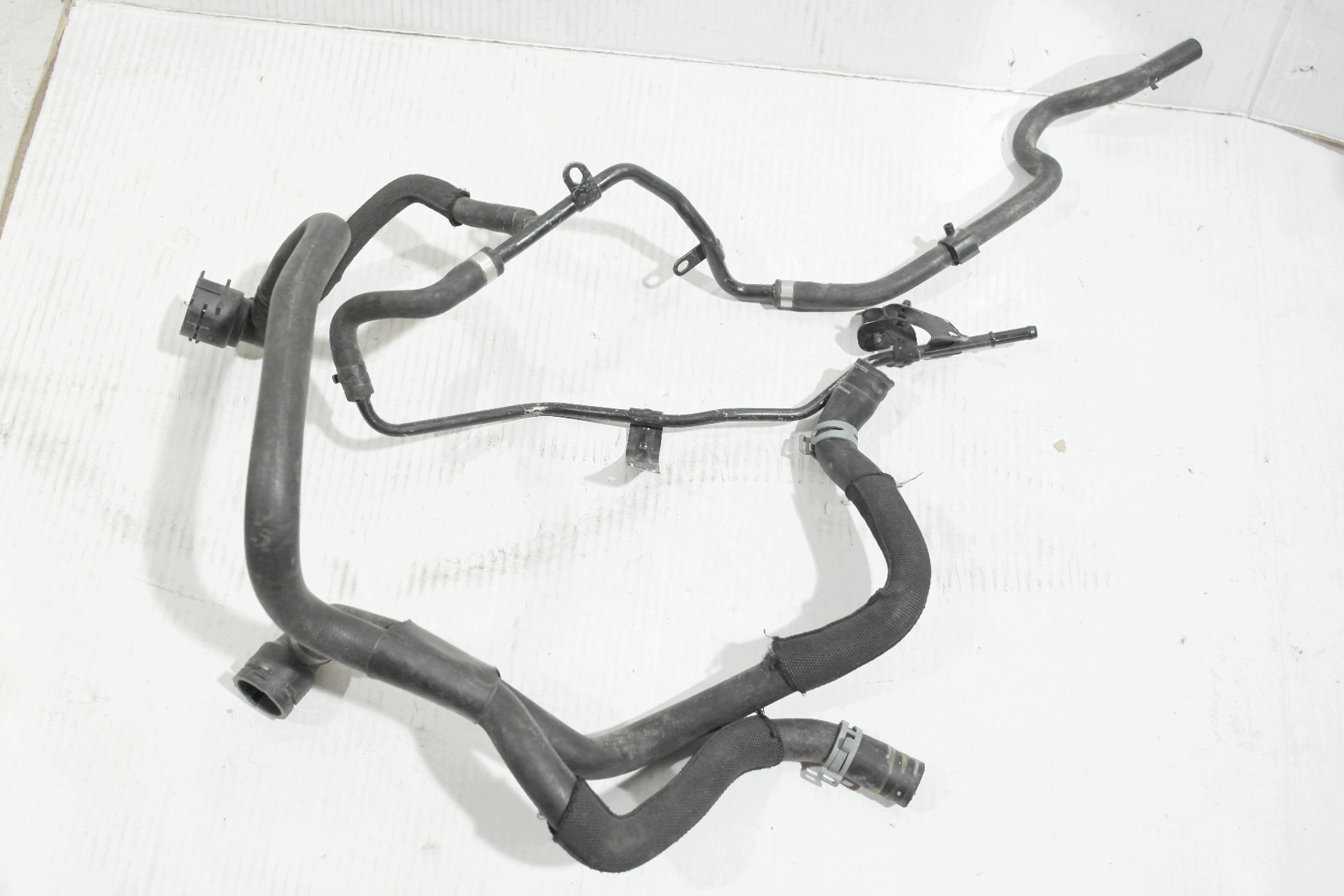 Vesiletku VW Audi Seat Skoda 1K0121070CA