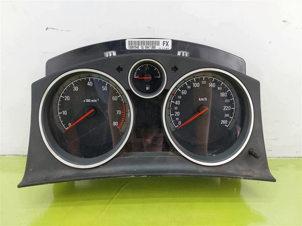 Opel Astra III H 2004-2013 1.8 16V BENZYNA 13267542 counter