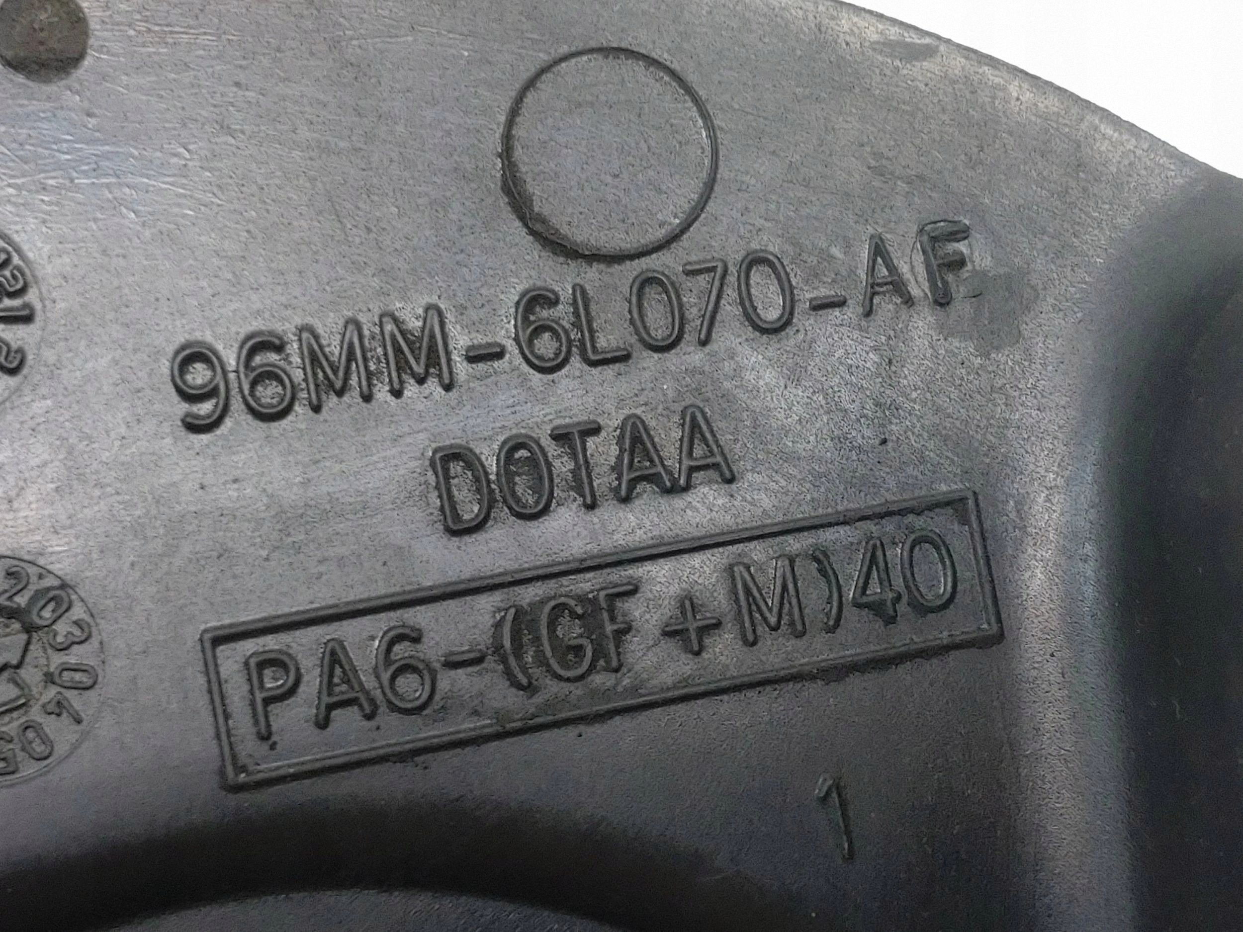 Cache courroie de distribution Volvo S40 1.6 96MM6L070-AF image 4