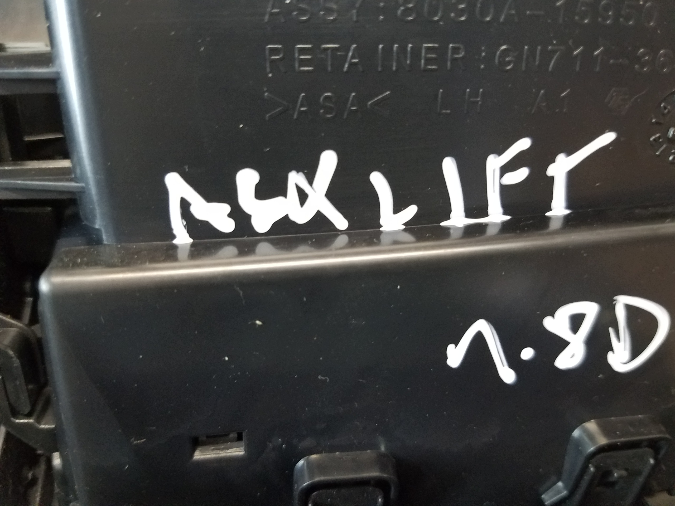 Radio Ram Mittkonsol Mitsubishi ASX Lift 8002A916 image 7