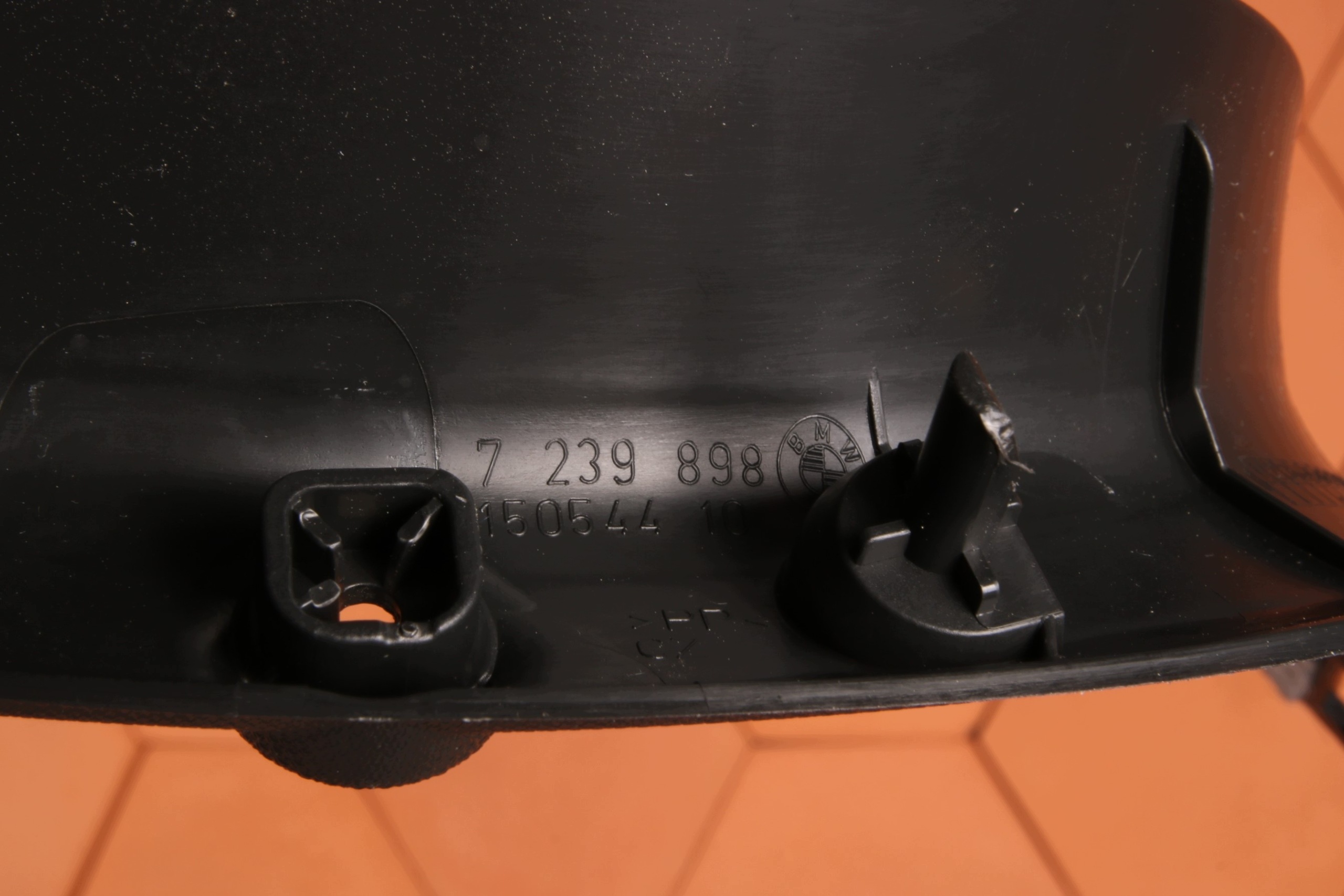 BMW F20 F21 Kofferraumklappenabdeckung gebraucht image 5