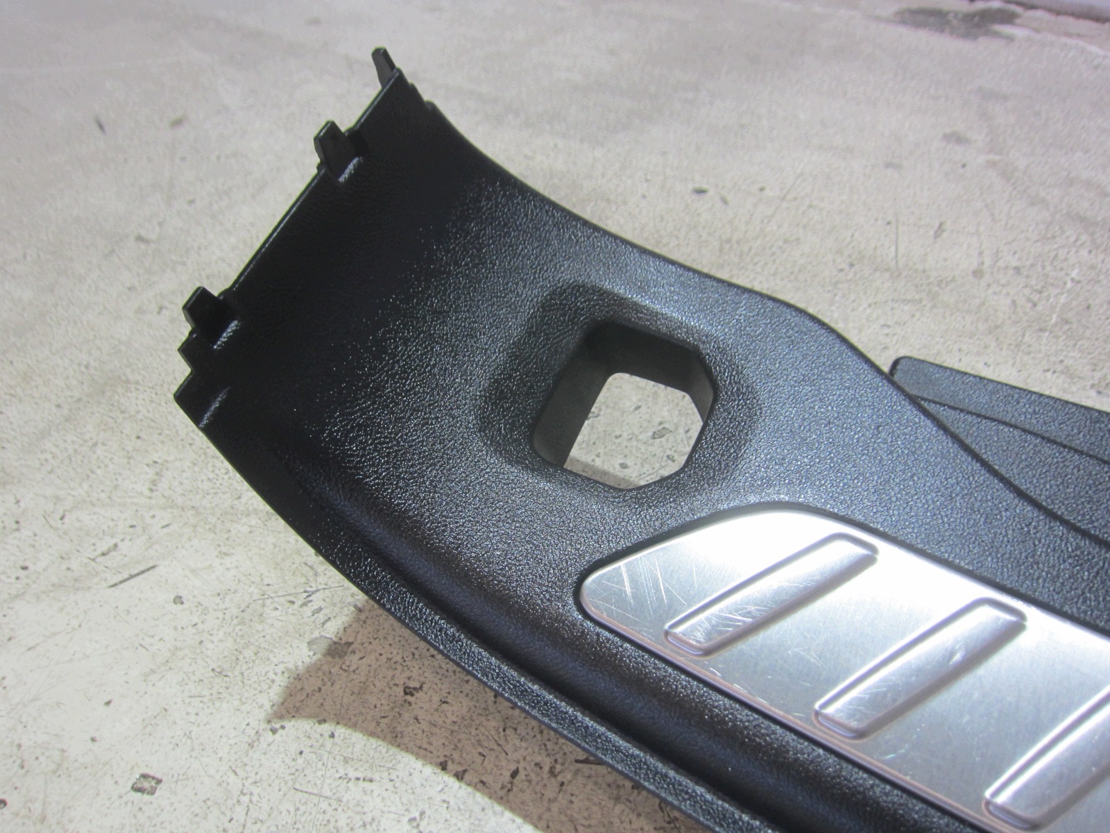 Protector Borde Maletero BMW X3 G01 Trasero image 3