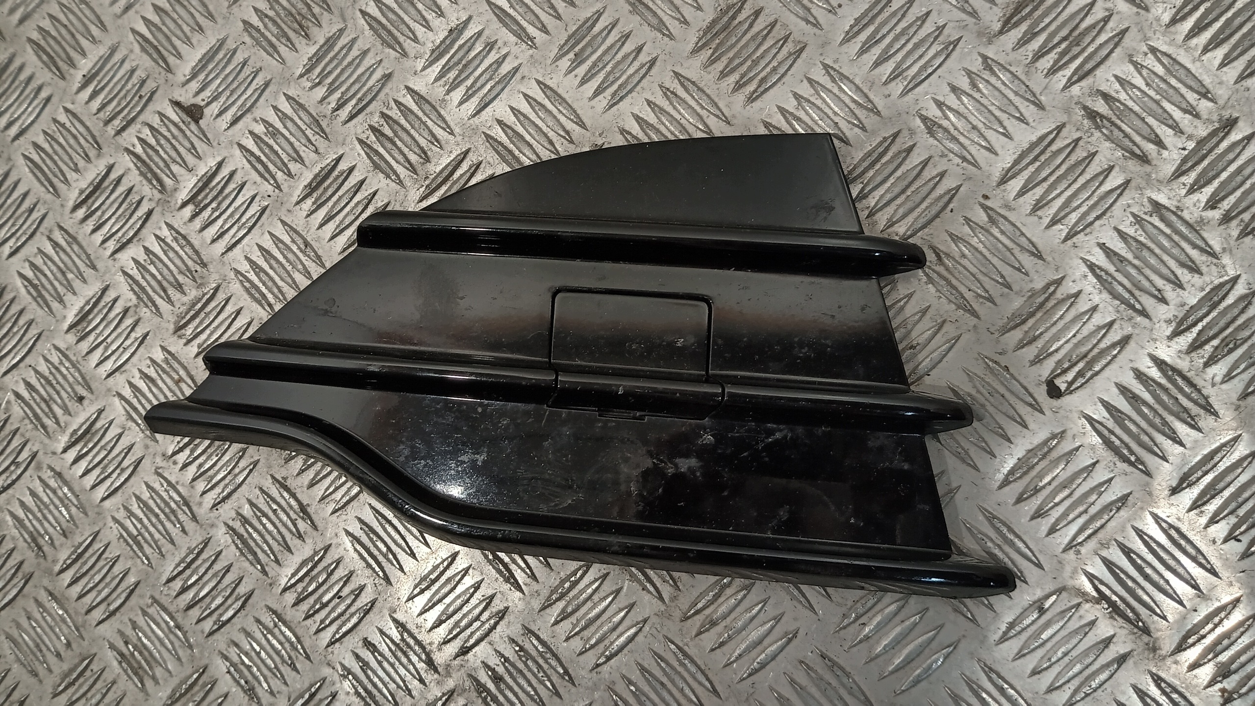 Rejilla Parachoques Ford Kuga MK2 Derecha image 4