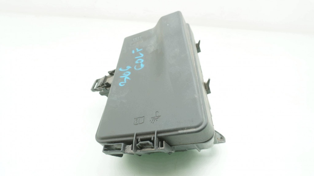 Sulakekotelo VW Golf VIII 5WA937125B
