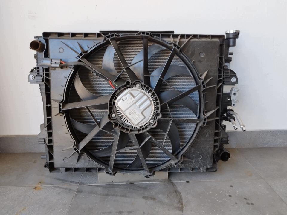 Kühler 68268592AD RAM 1500 Classic Crew Cab