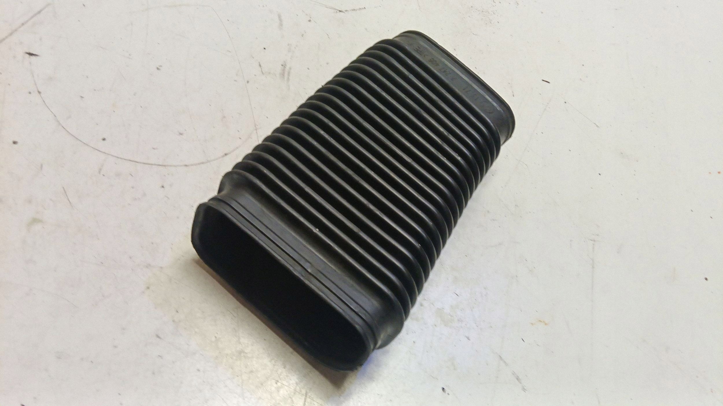 Luftansaugschlauch BMW E46 320d 136 PS OEM 13712247406 image 4